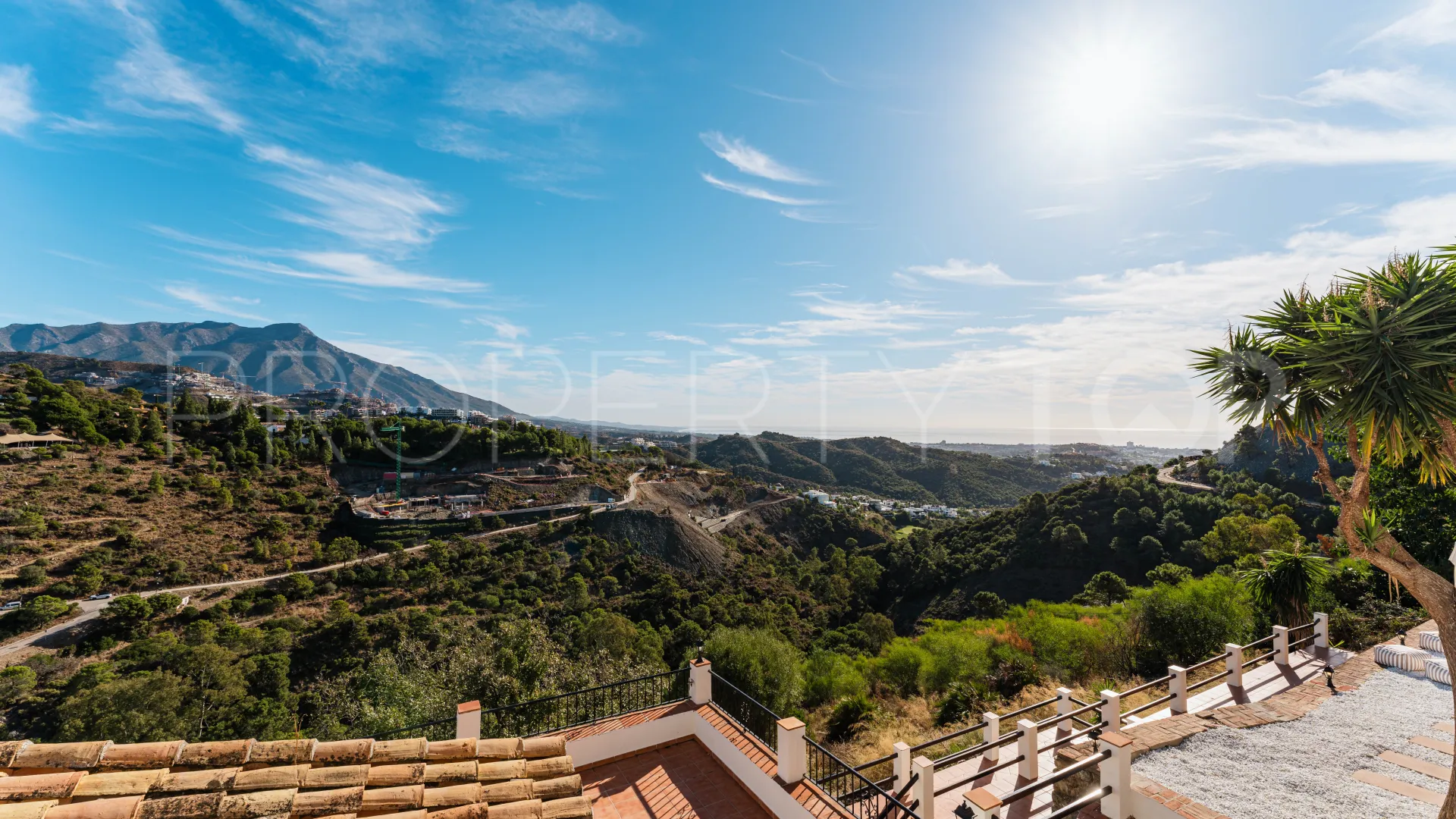 El Madroñal, villa con 6 dormitorios en venta