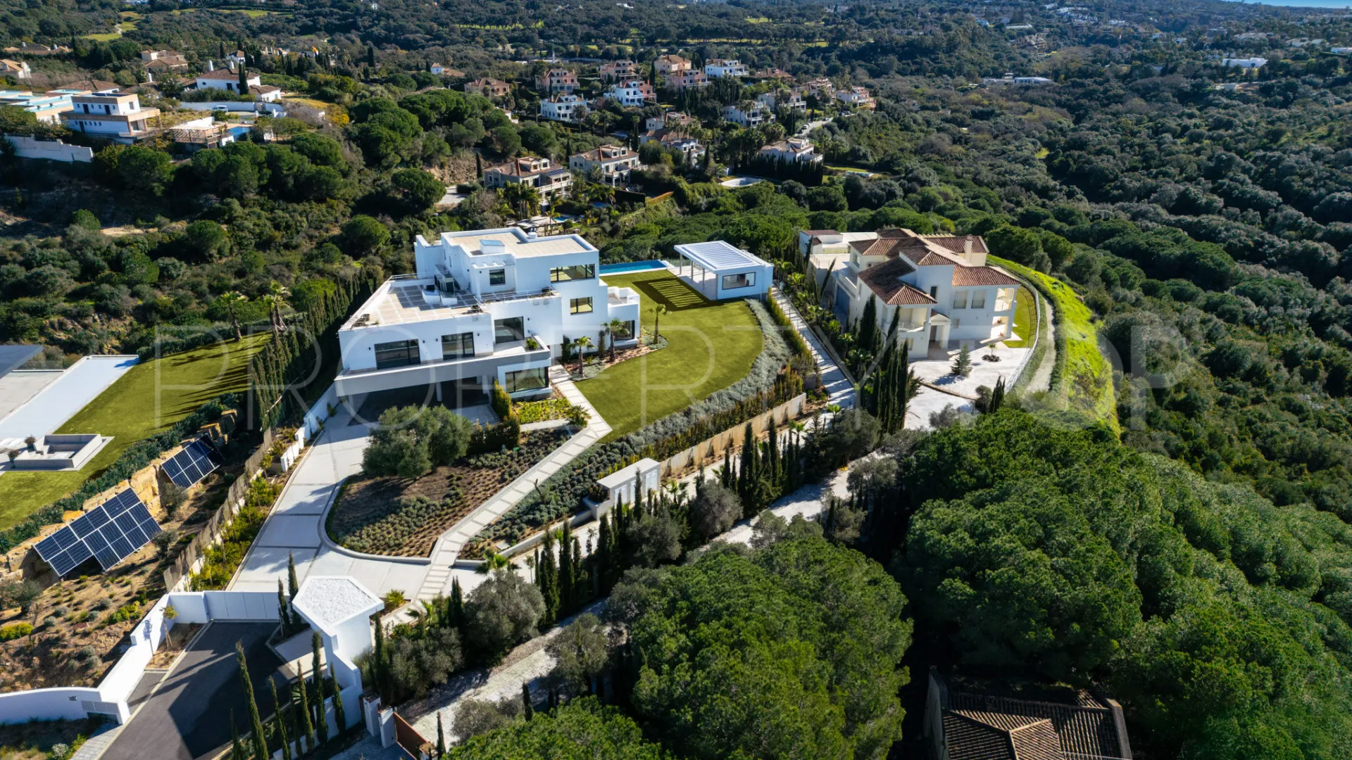 Villa a la venta en Sotogrande con 8 dormitorios