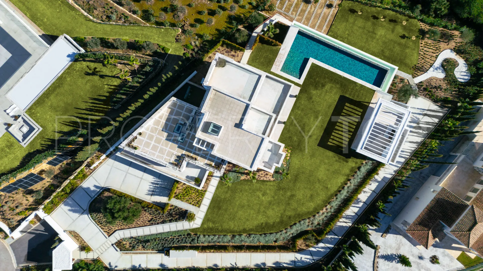 Villa a la venta en Sotogrande con 8 dormitorios
