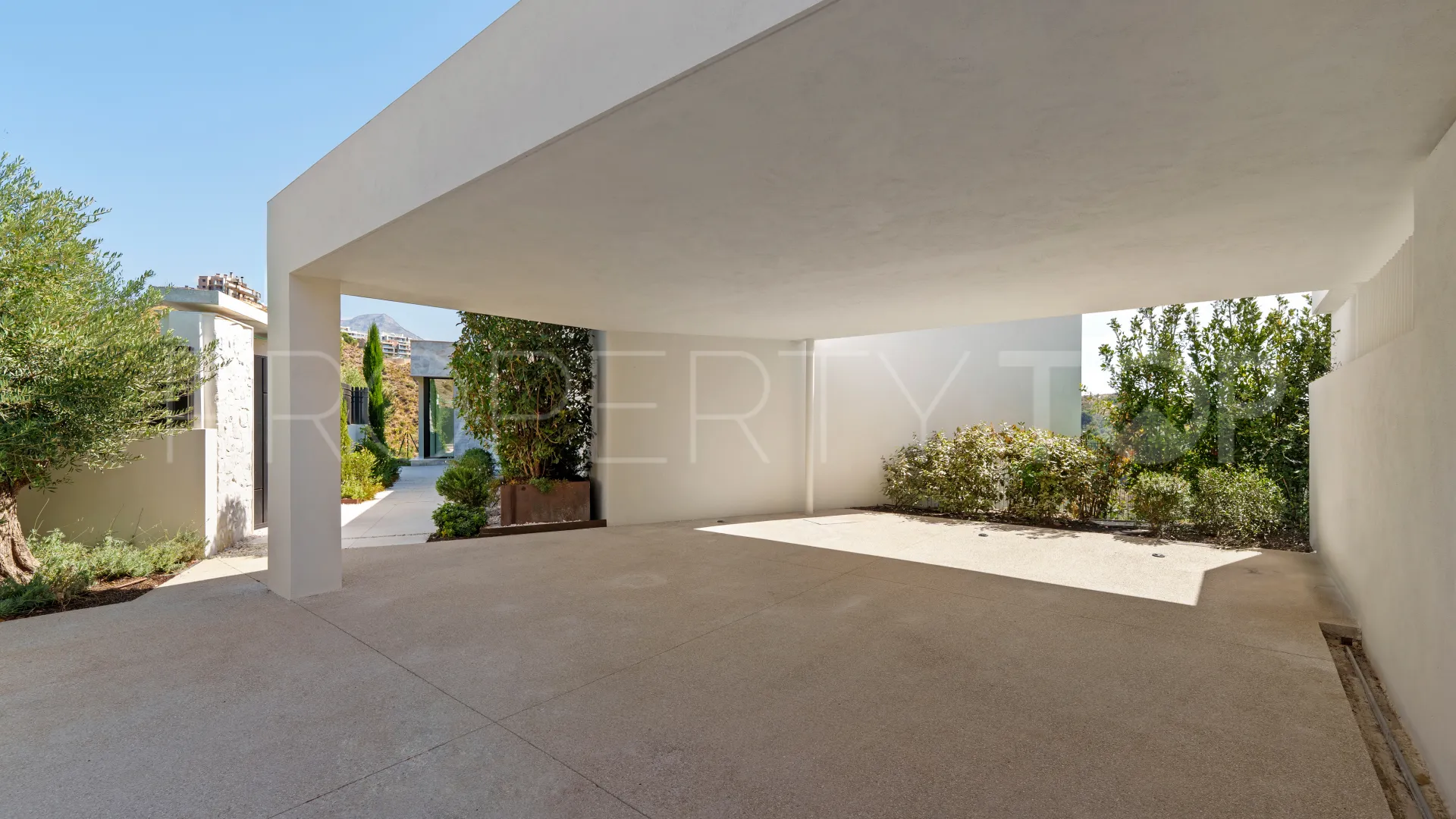 6 bedrooms Lomas de La Quinta villa for sale