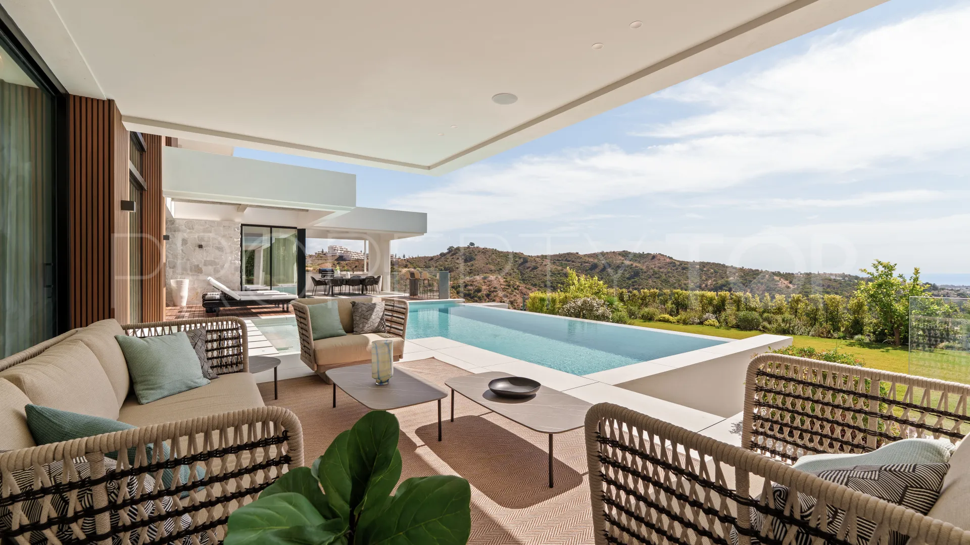 6 bedrooms Lomas de La Quinta villa for sale
