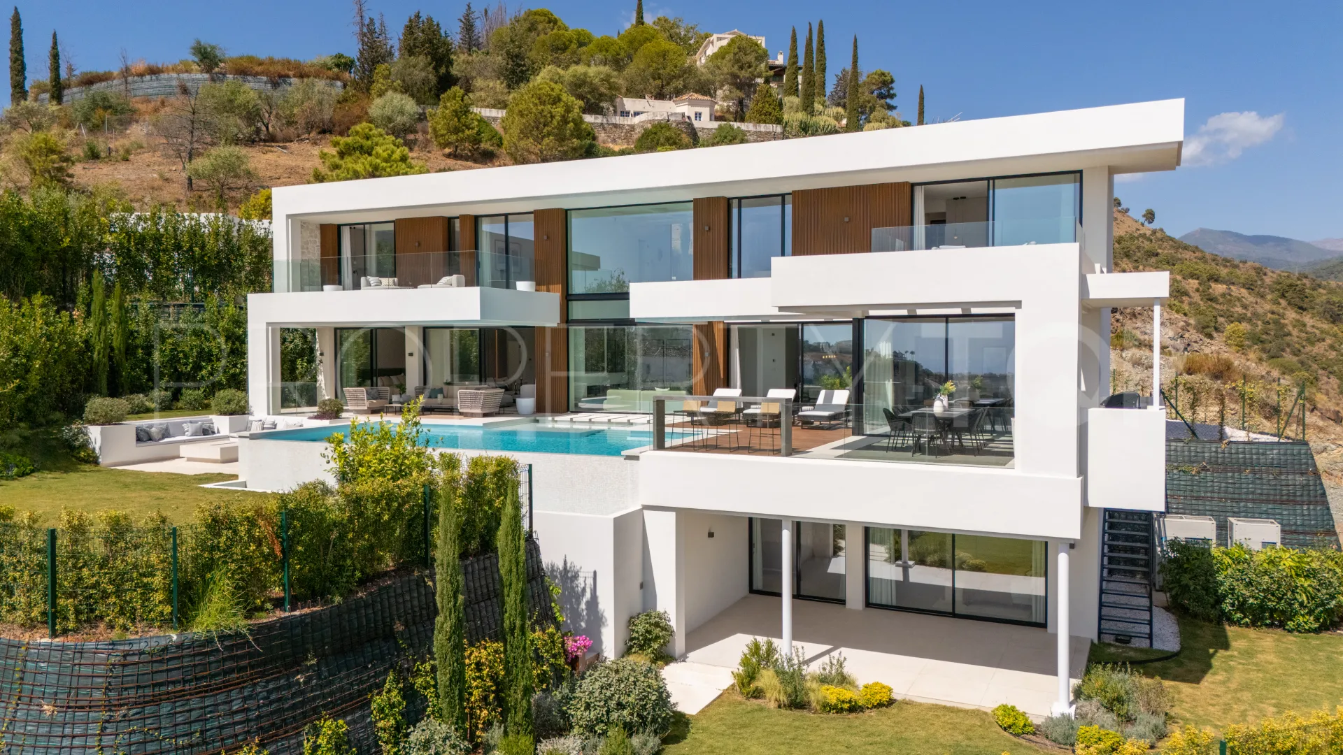 6 bedrooms Lomas de La Quinta villa for sale