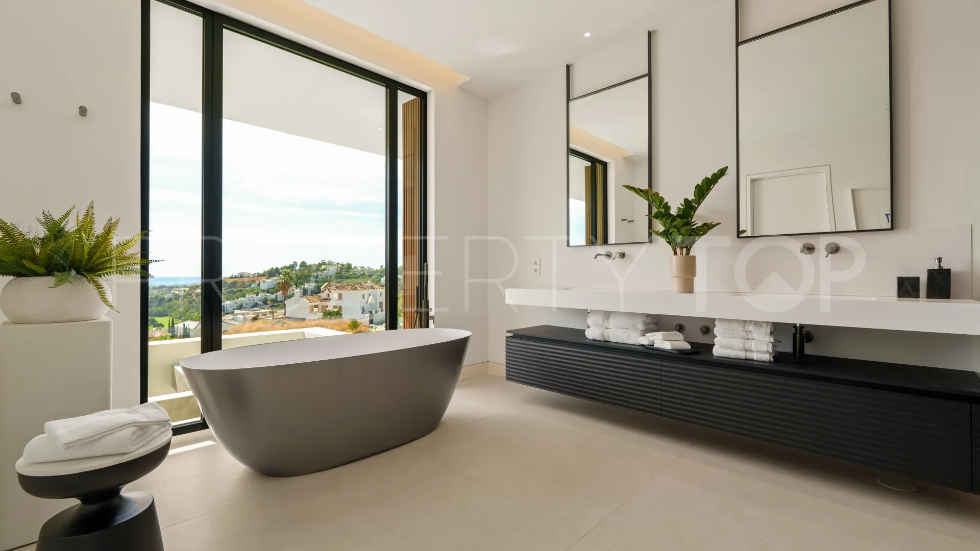 6 bedrooms Lomas de La Quinta villa for sale