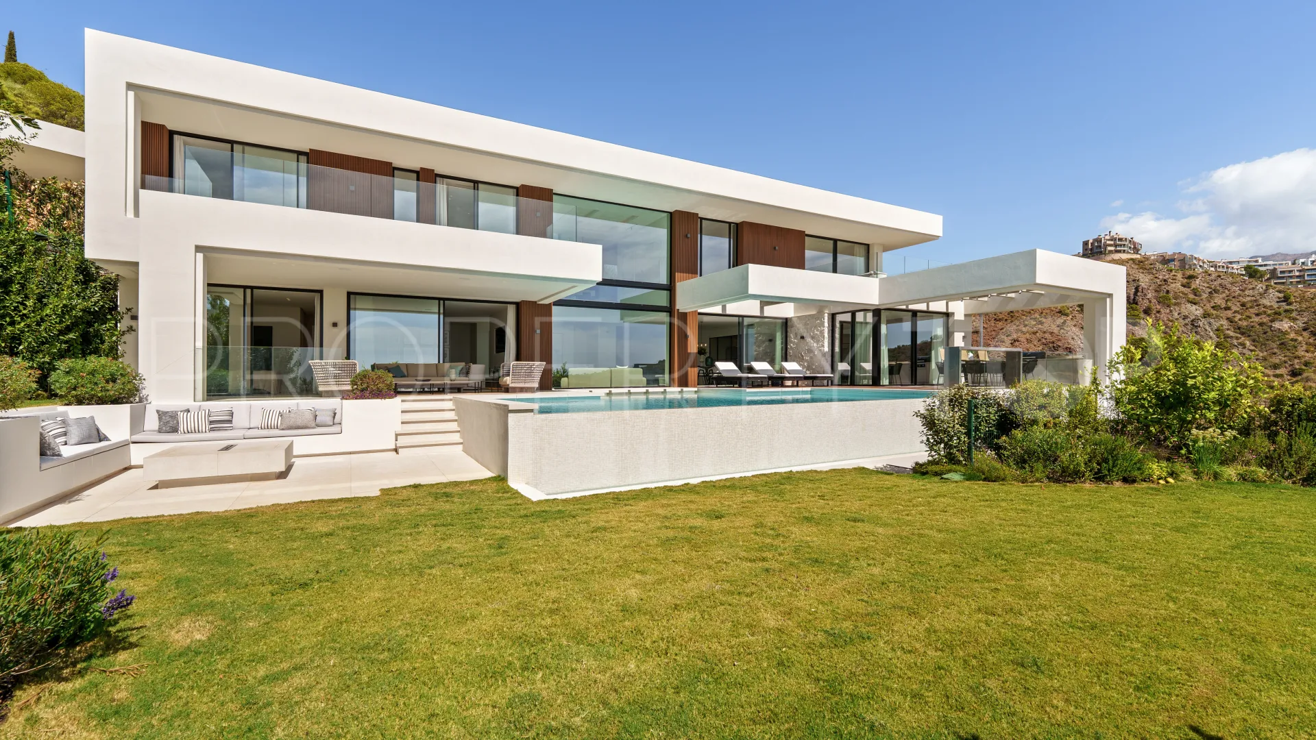 6 bedrooms Lomas de La Quinta villa for sale