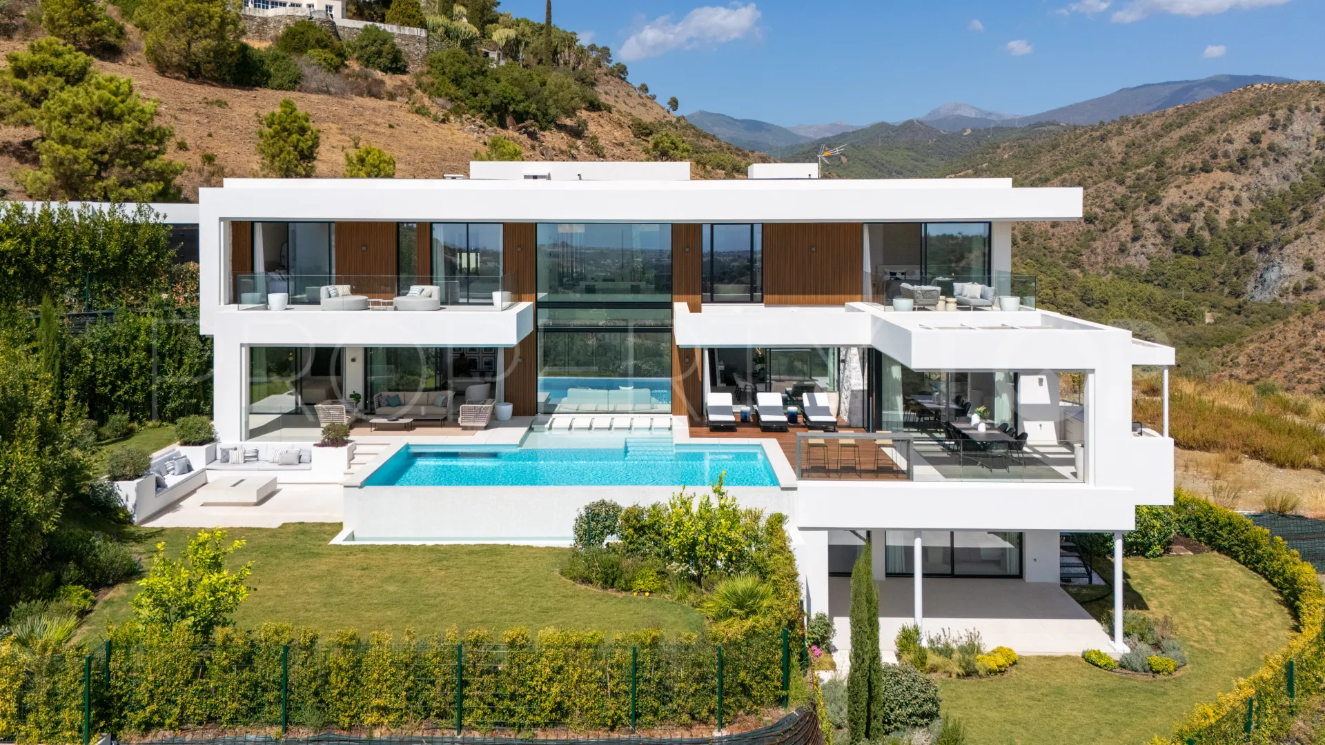 6 bedrooms Lomas de La Quinta villa for sale
