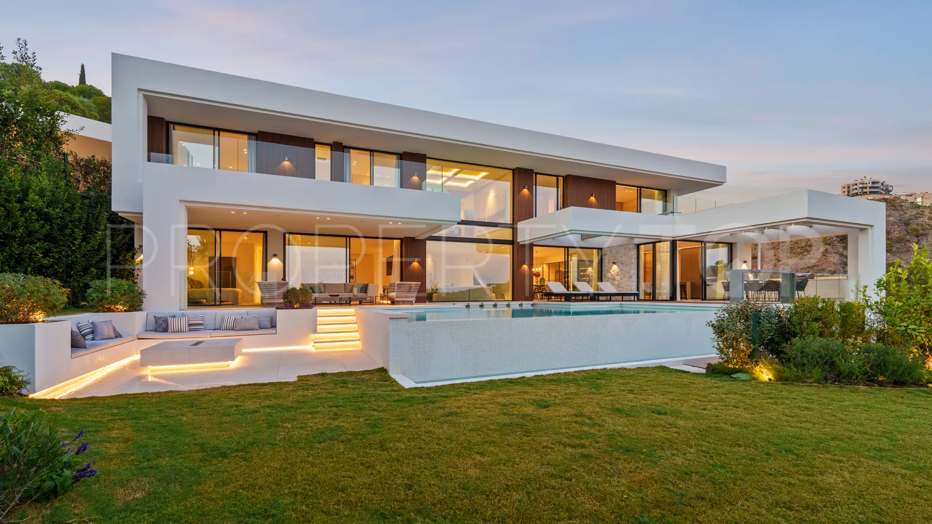 6 bedrooms Lomas de La Quinta villa for sale