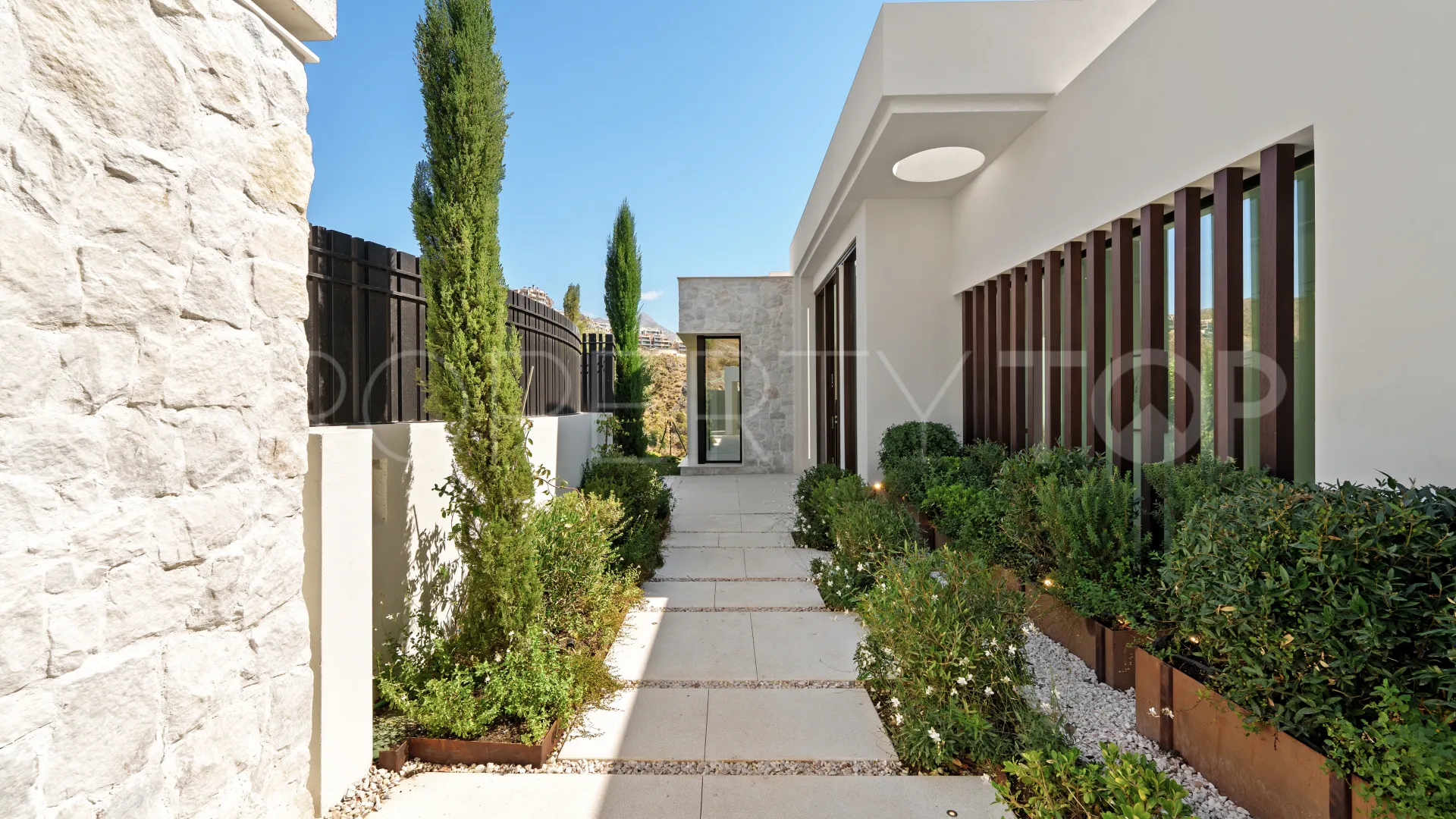 6 bedrooms Lomas de La Quinta villa for sale