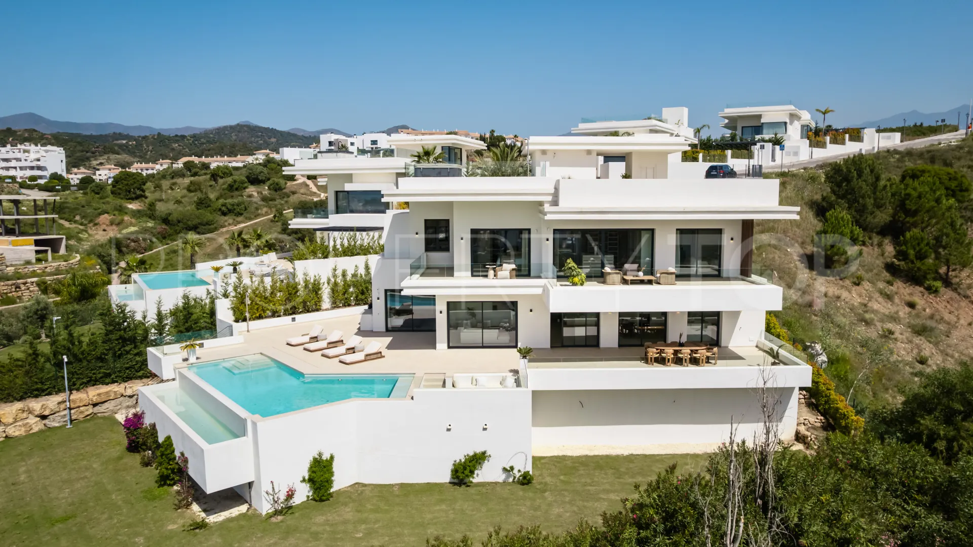 For sale villa in La Resina Golf