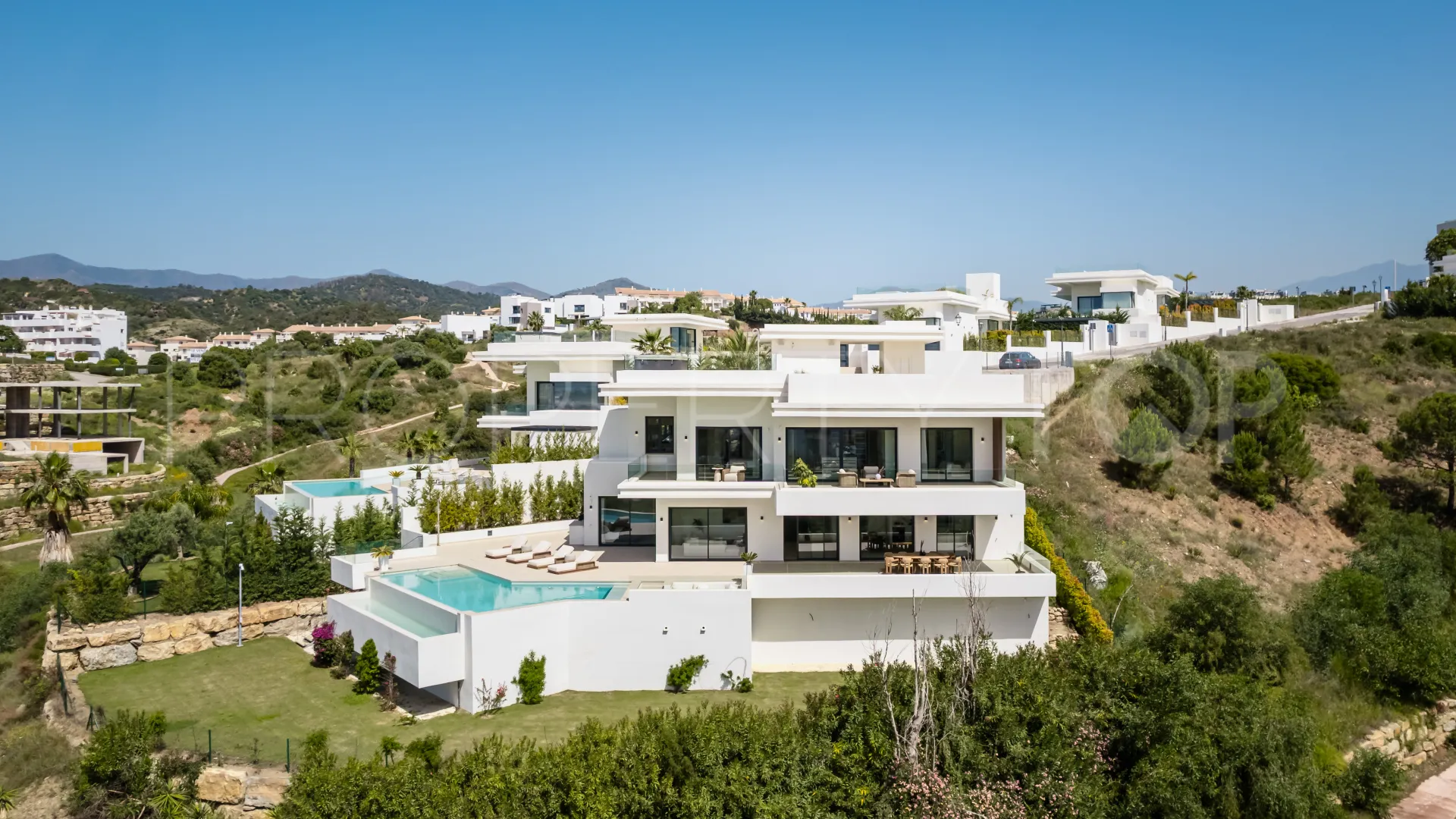 For sale villa in La Resina Golf
