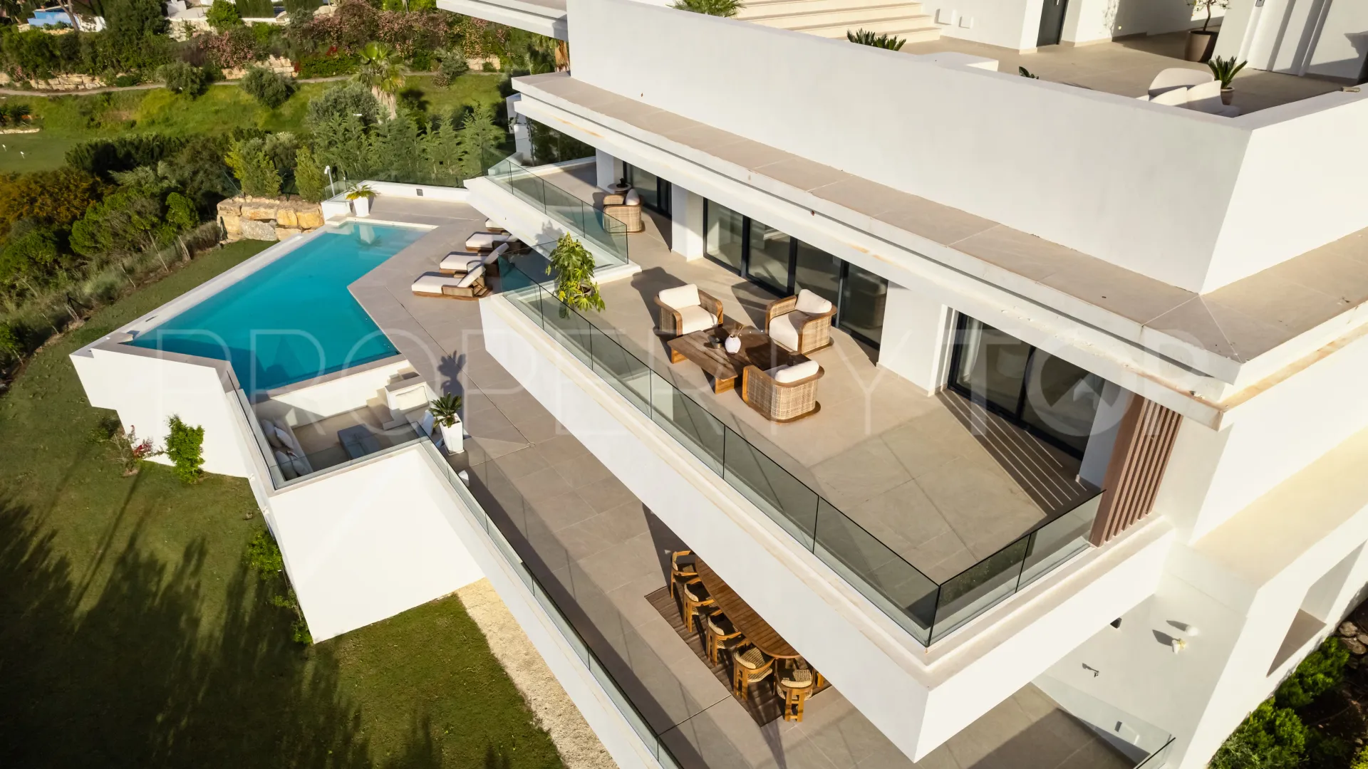For sale villa in La Resina Golf