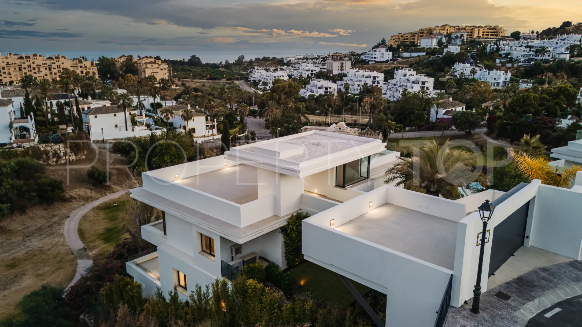 For sale villa in La Resina Golf