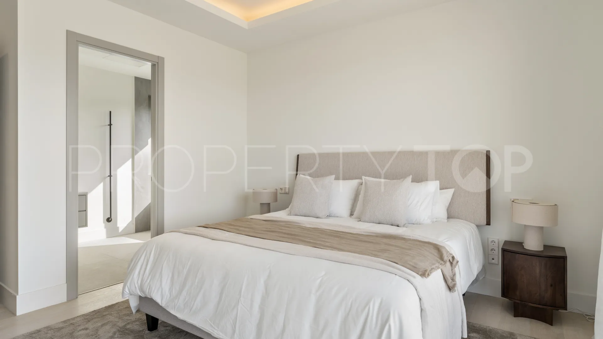 For sale villa in La Resina Golf