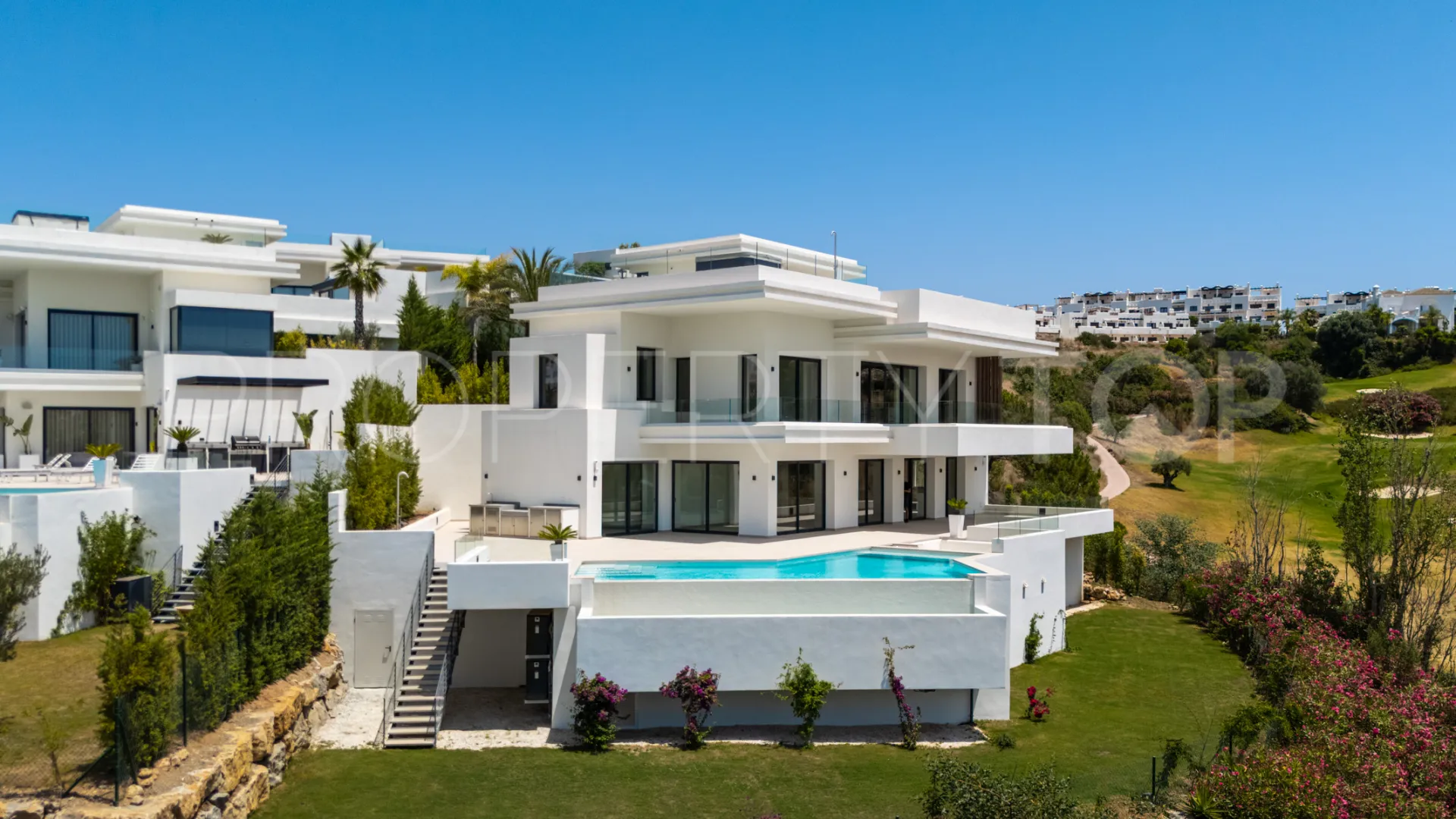 For sale villa in La Resina Golf