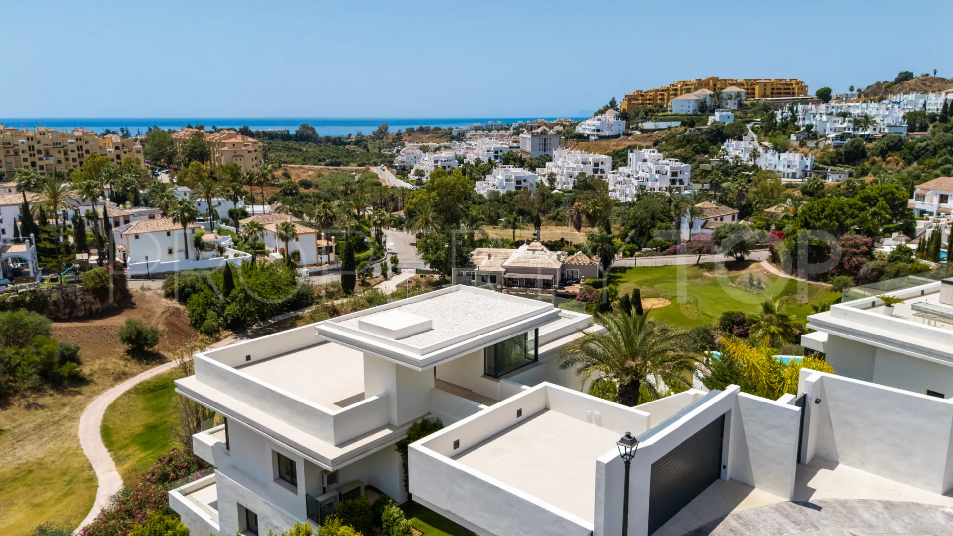 For sale villa in La Resina Golf