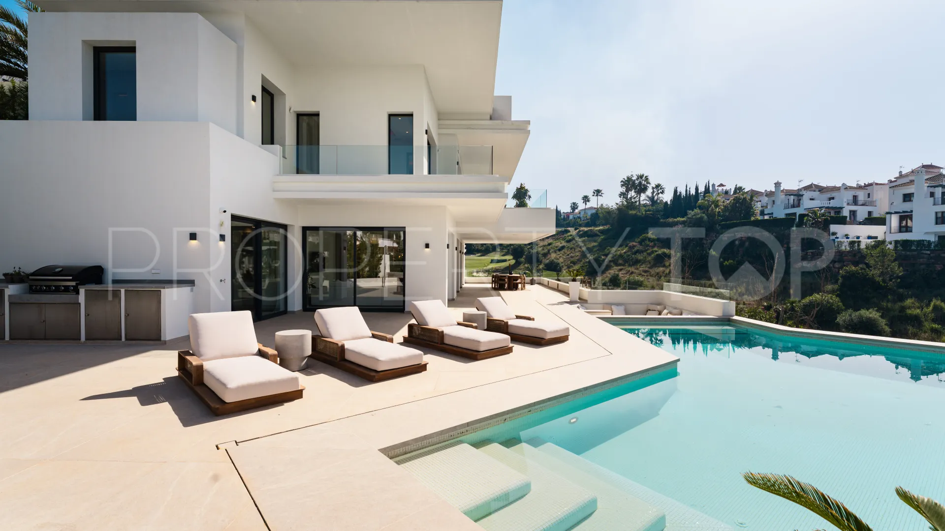 For sale villa in La Resina Golf