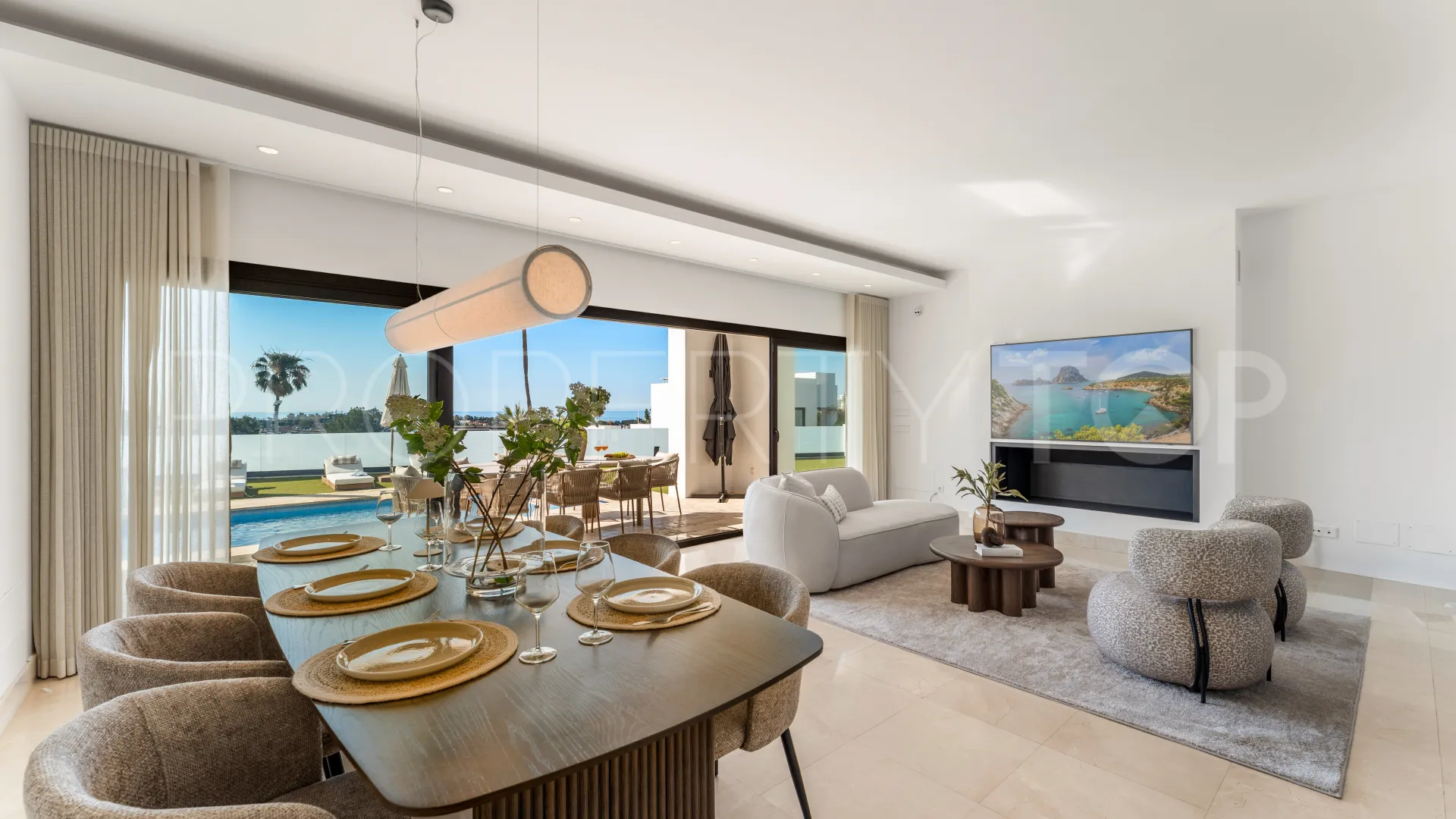 5 bedrooms villa for sale in Atalaya Fairways