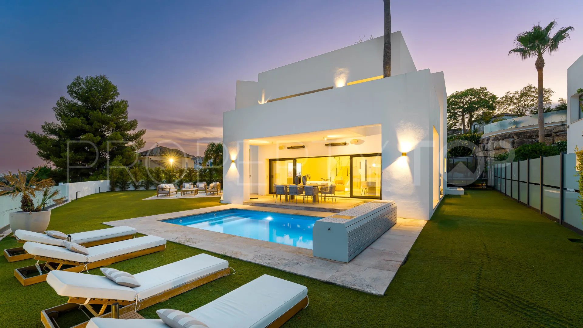 5 bedrooms villa for sale in Atalaya Fairways