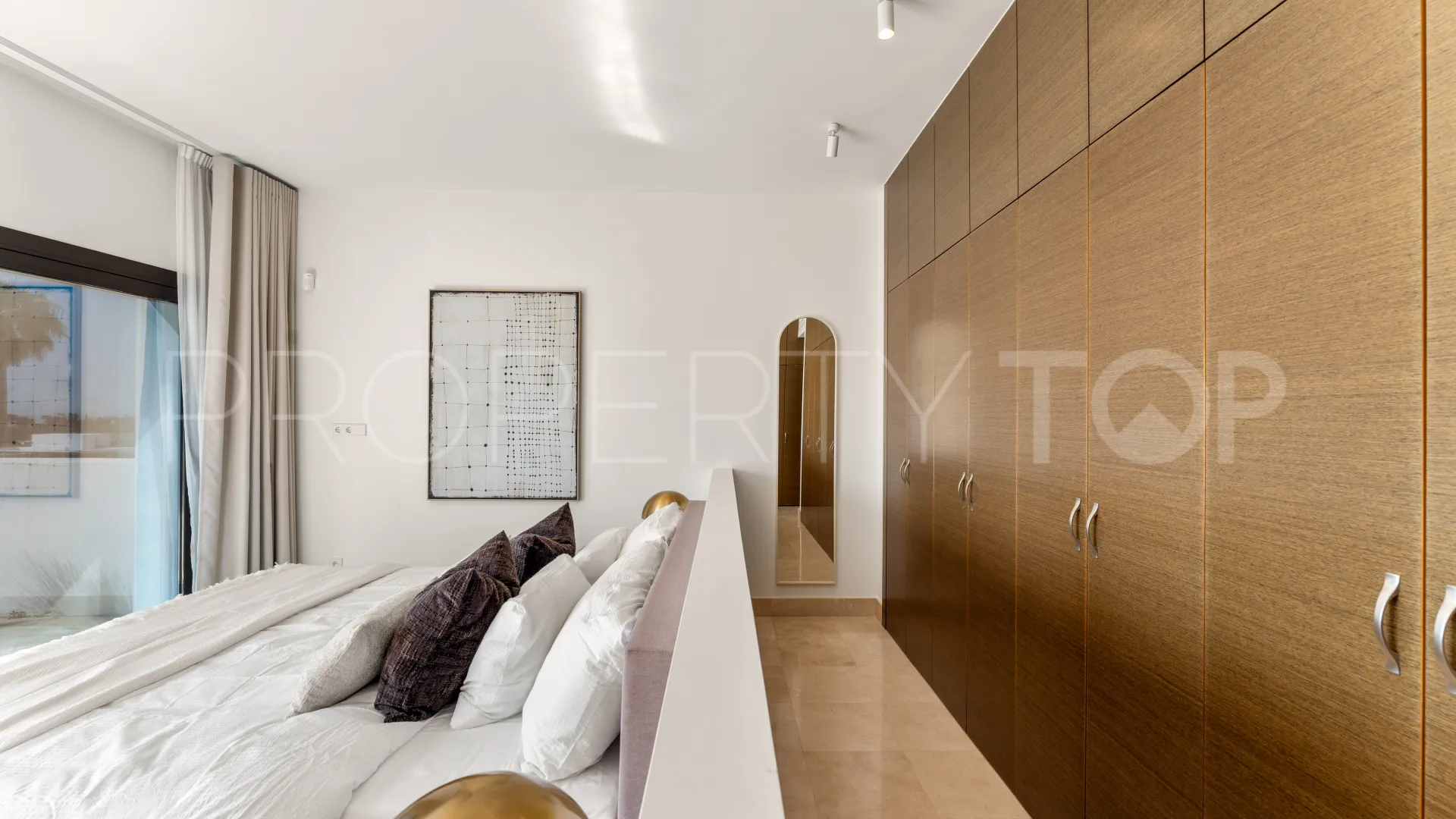 5 bedrooms villa for sale in Atalaya Fairways