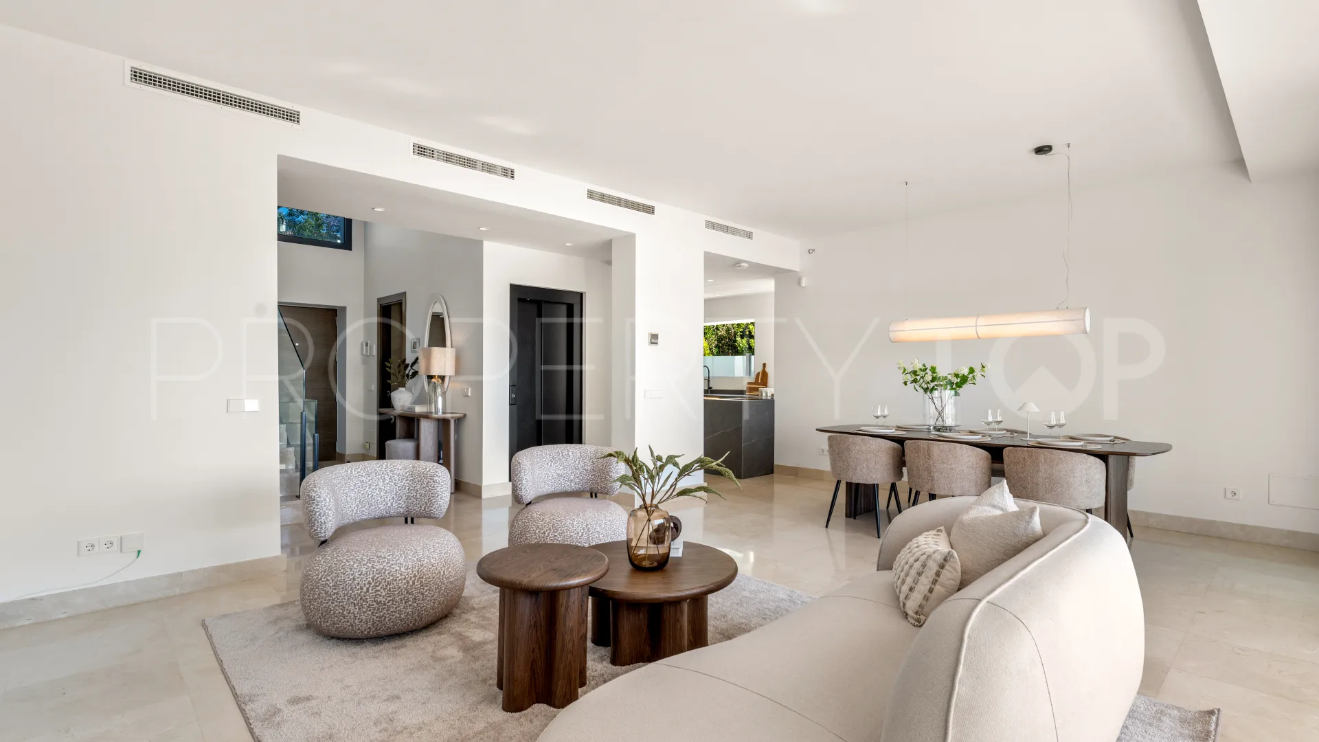 5 bedrooms villa for sale in Atalaya Fairways