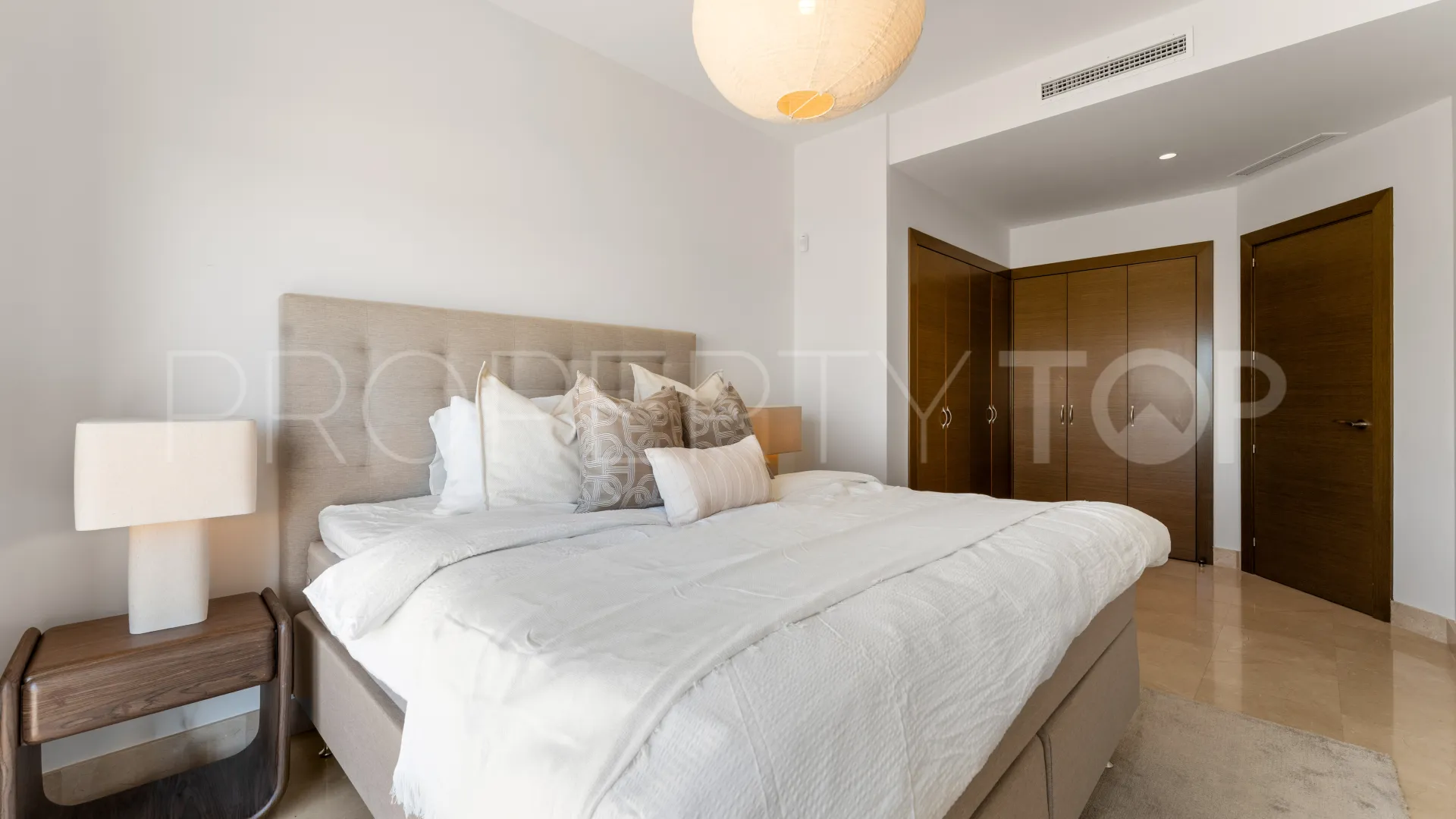 5 bedrooms villa for sale in Atalaya Fairways