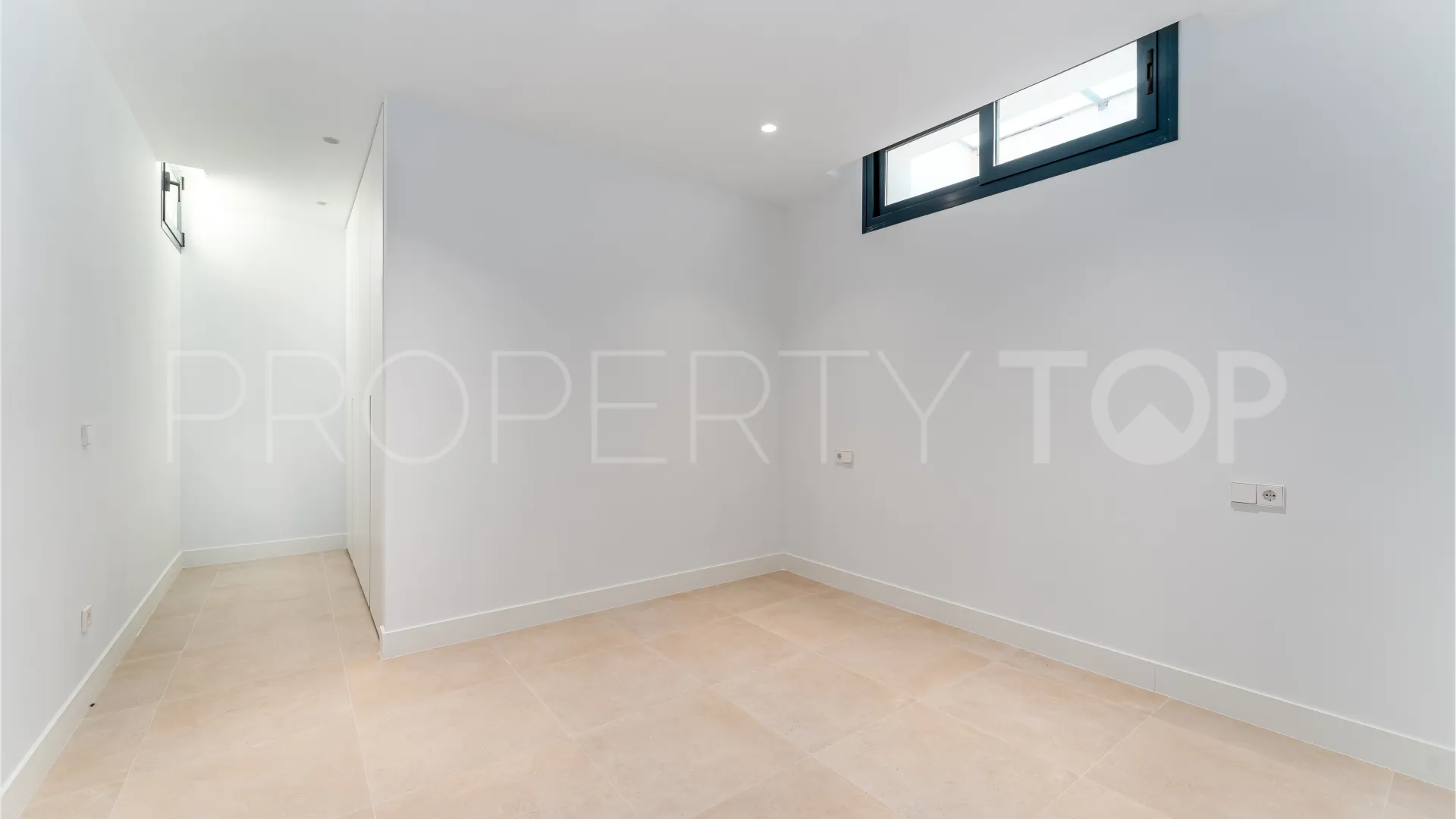 For sale villa in Monte Biarritz