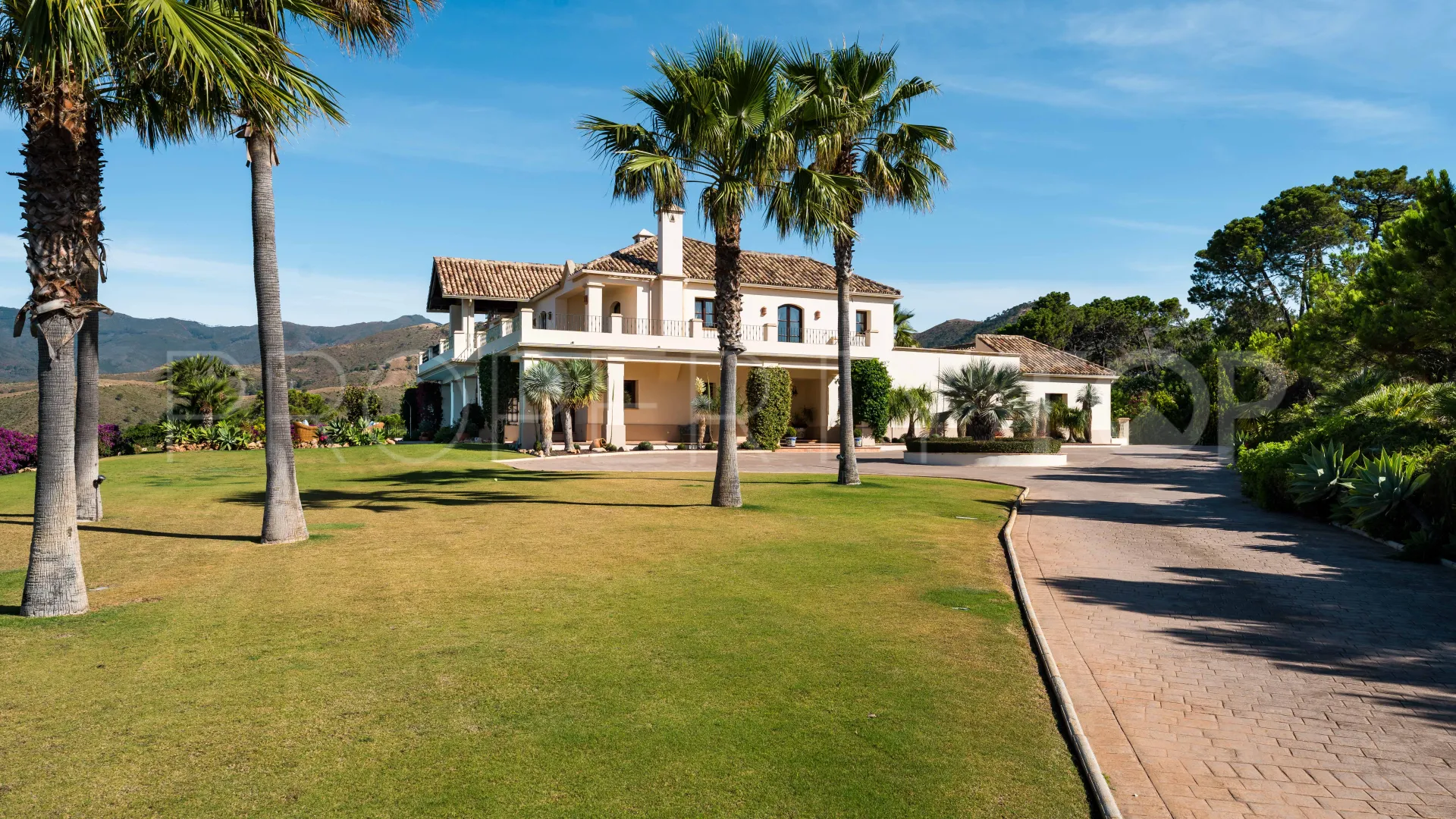 For sale villa in El Velerin with 5 bedrooms