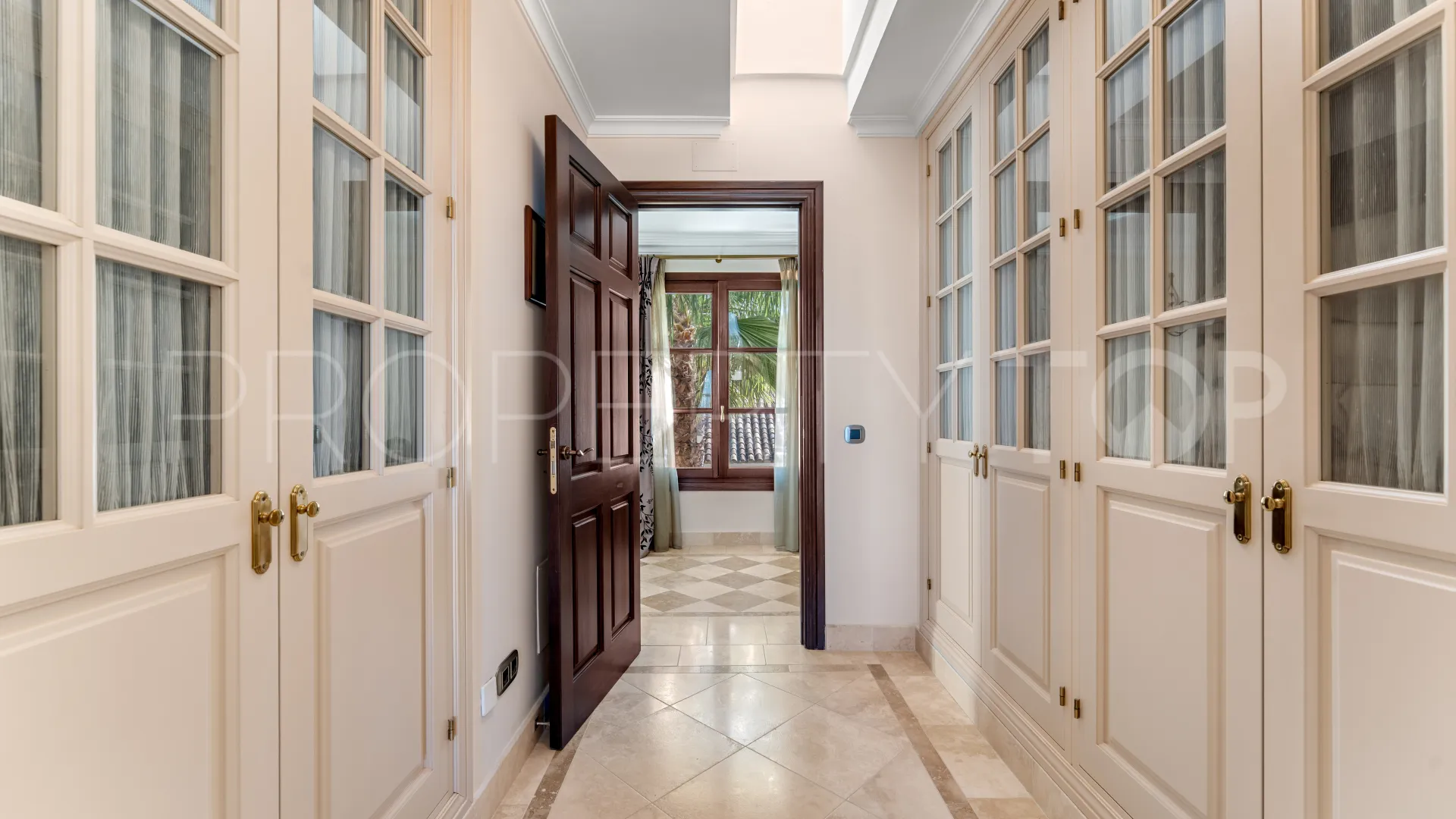 For sale villa in El Velerin with 5 bedrooms