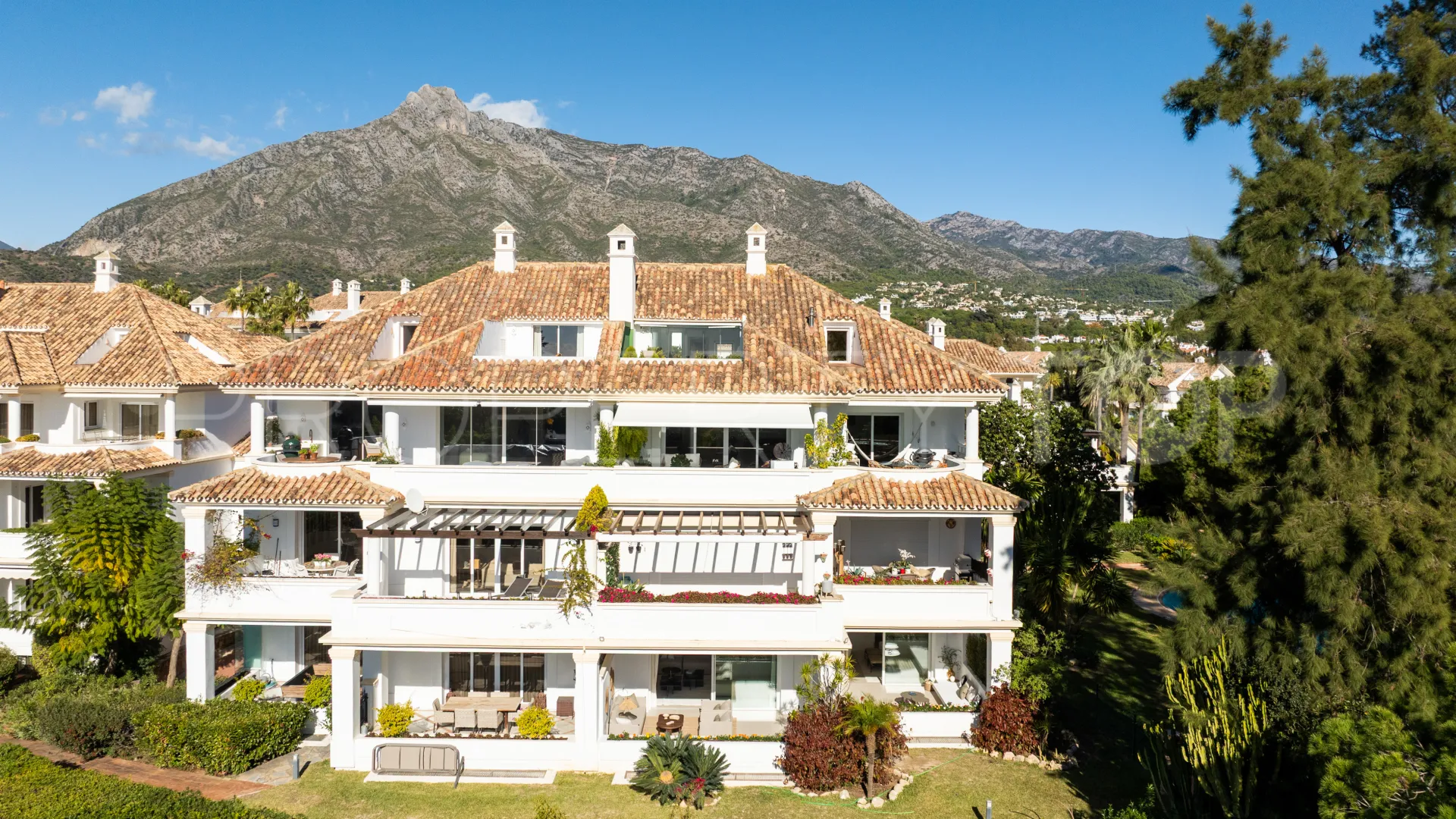 For sale 4 bedrooms apartment in Monte Paraiso