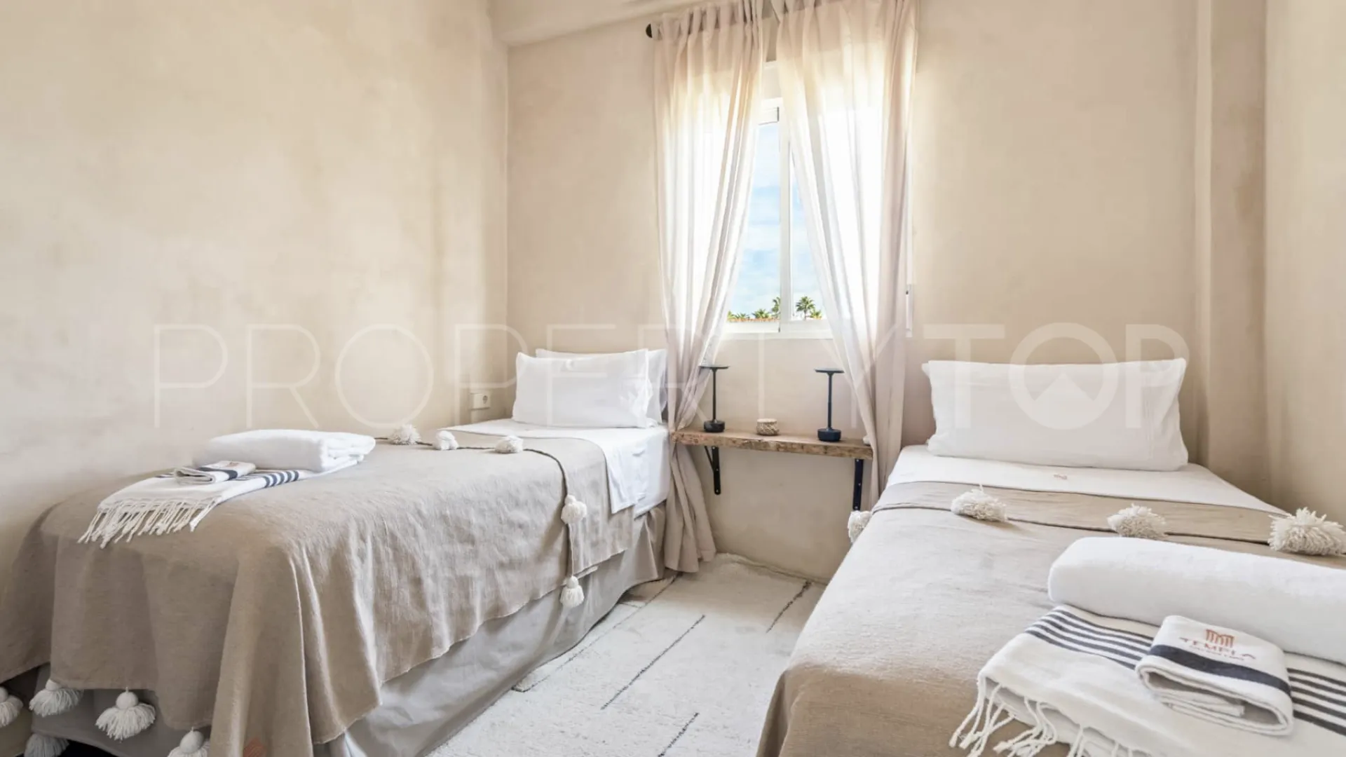 Hotel with 12 bedrooms for sale in Torreguadiaro