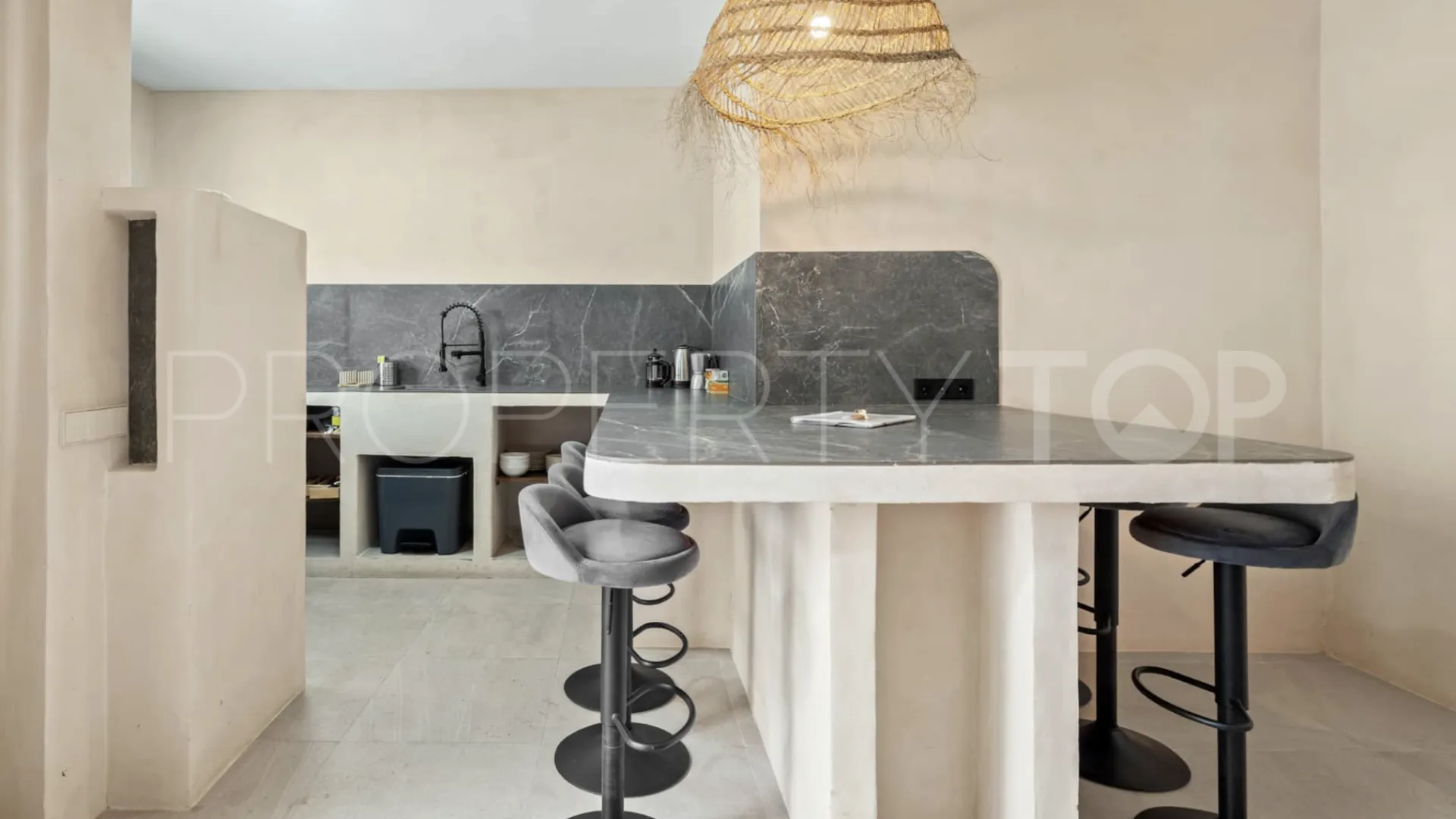 Hotel with 12 bedrooms for sale in Torreguadiaro