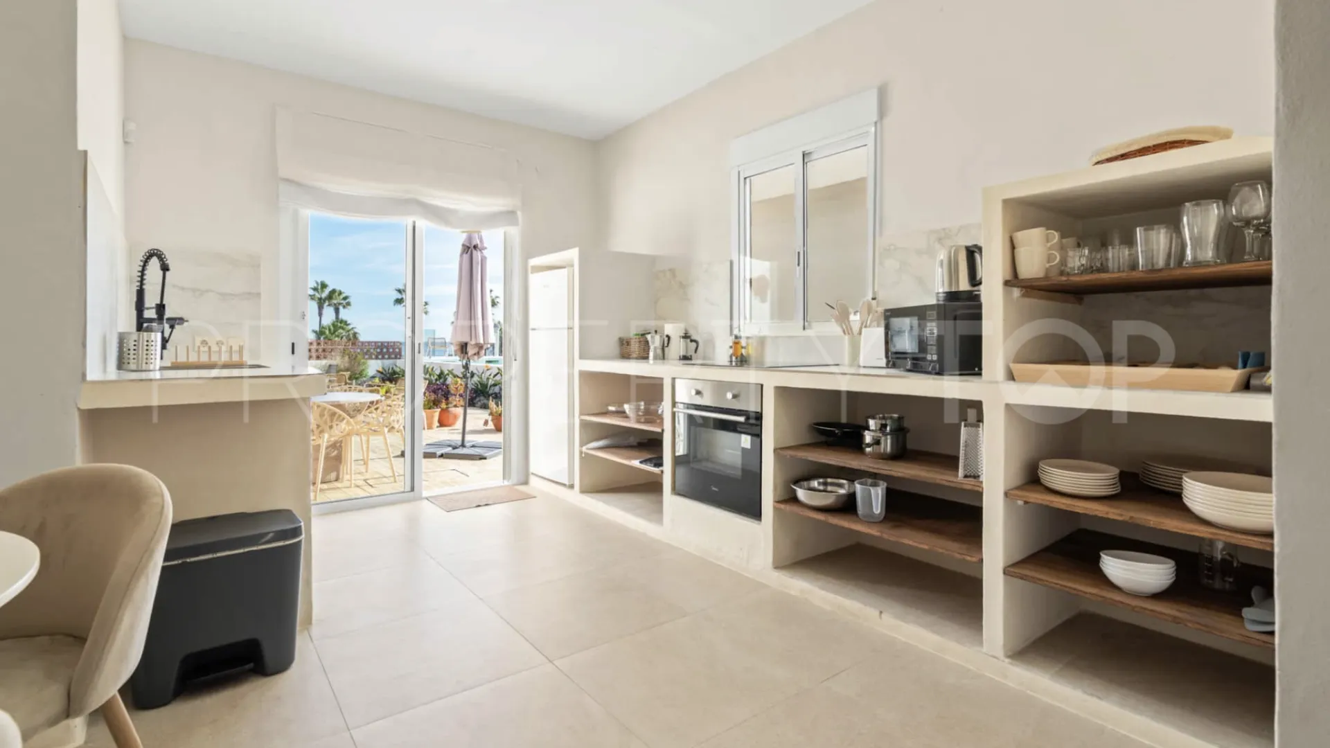 Hotel with 12 bedrooms for sale in Torreguadiaro