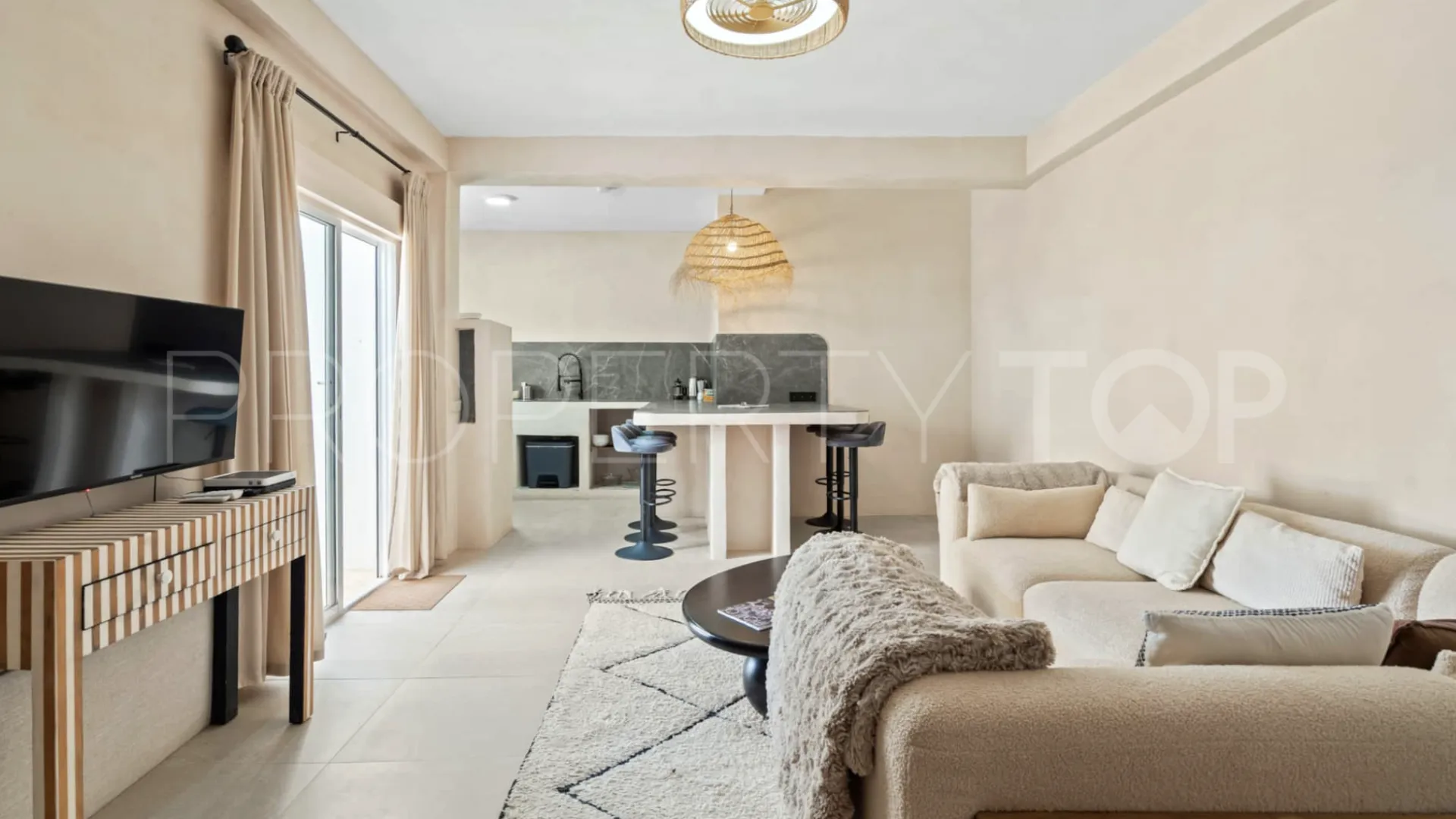 Hotel with 12 bedrooms for sale in Torreguadiaro