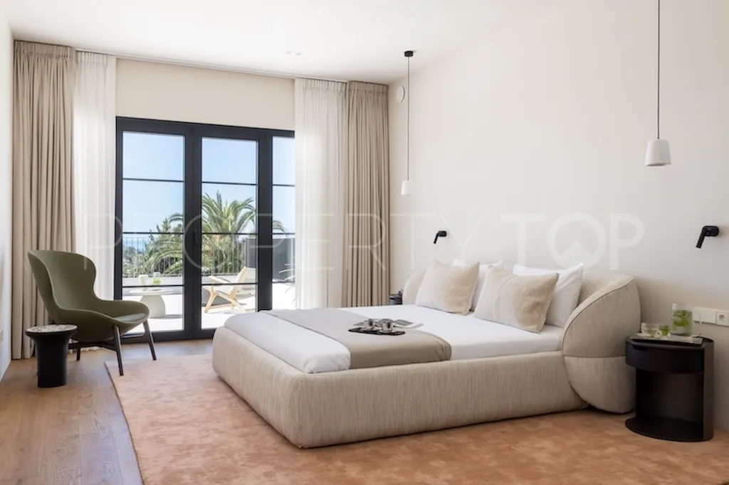 4 bedrooms villa for sale in Altos del Paraiso