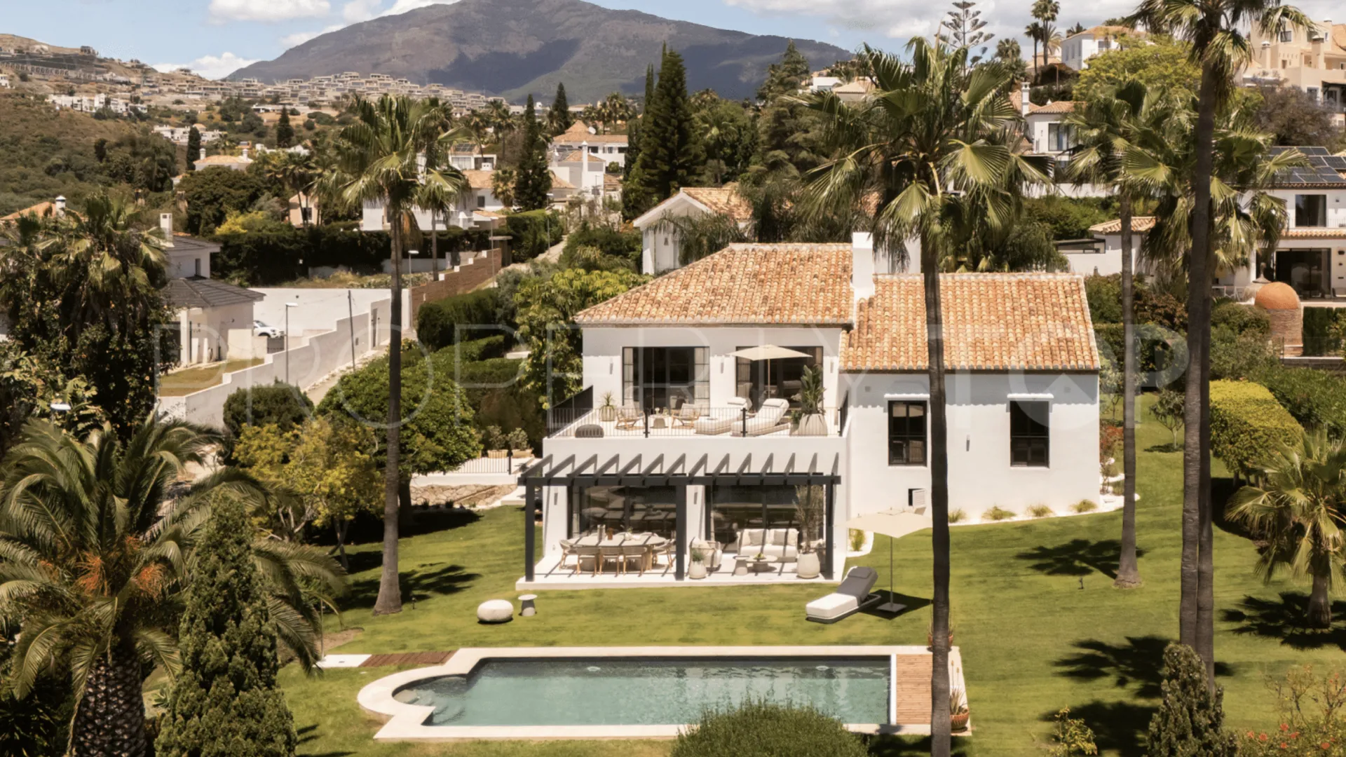 4 bedrooms villa for sale in Altos del Paraiso