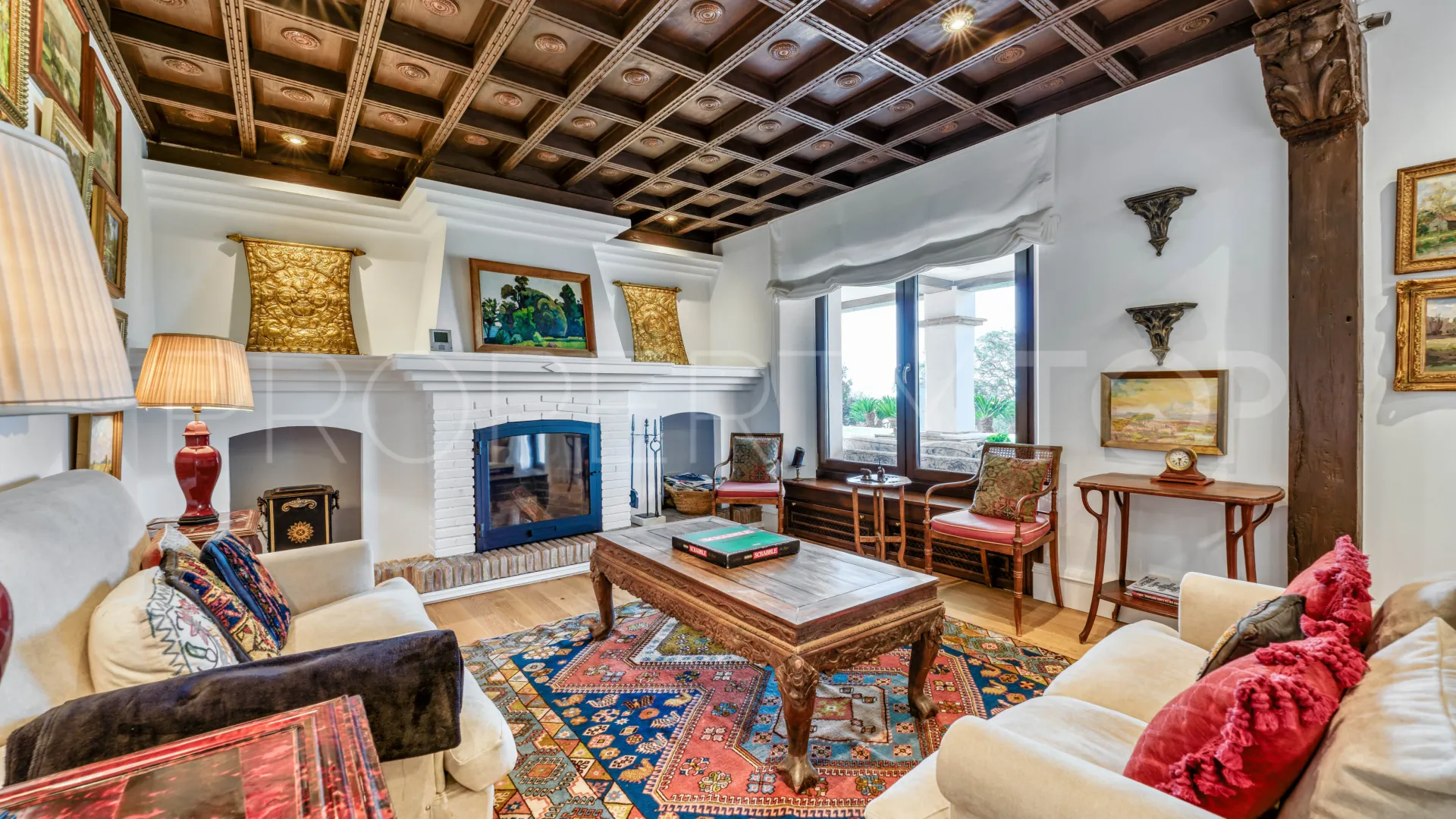 7 bedrooms estate for sale in La Mairena