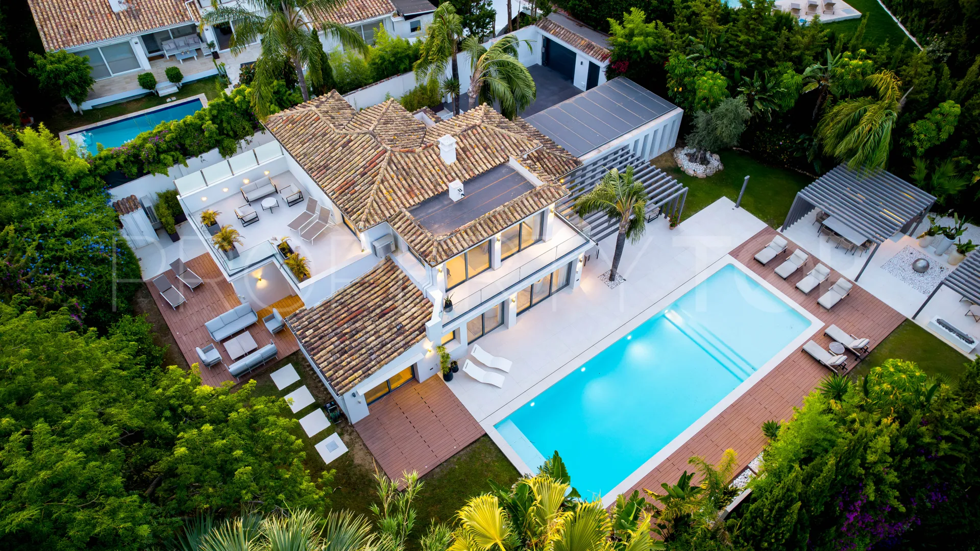 Villa de 4 dormitorios en venta en Las Brisas