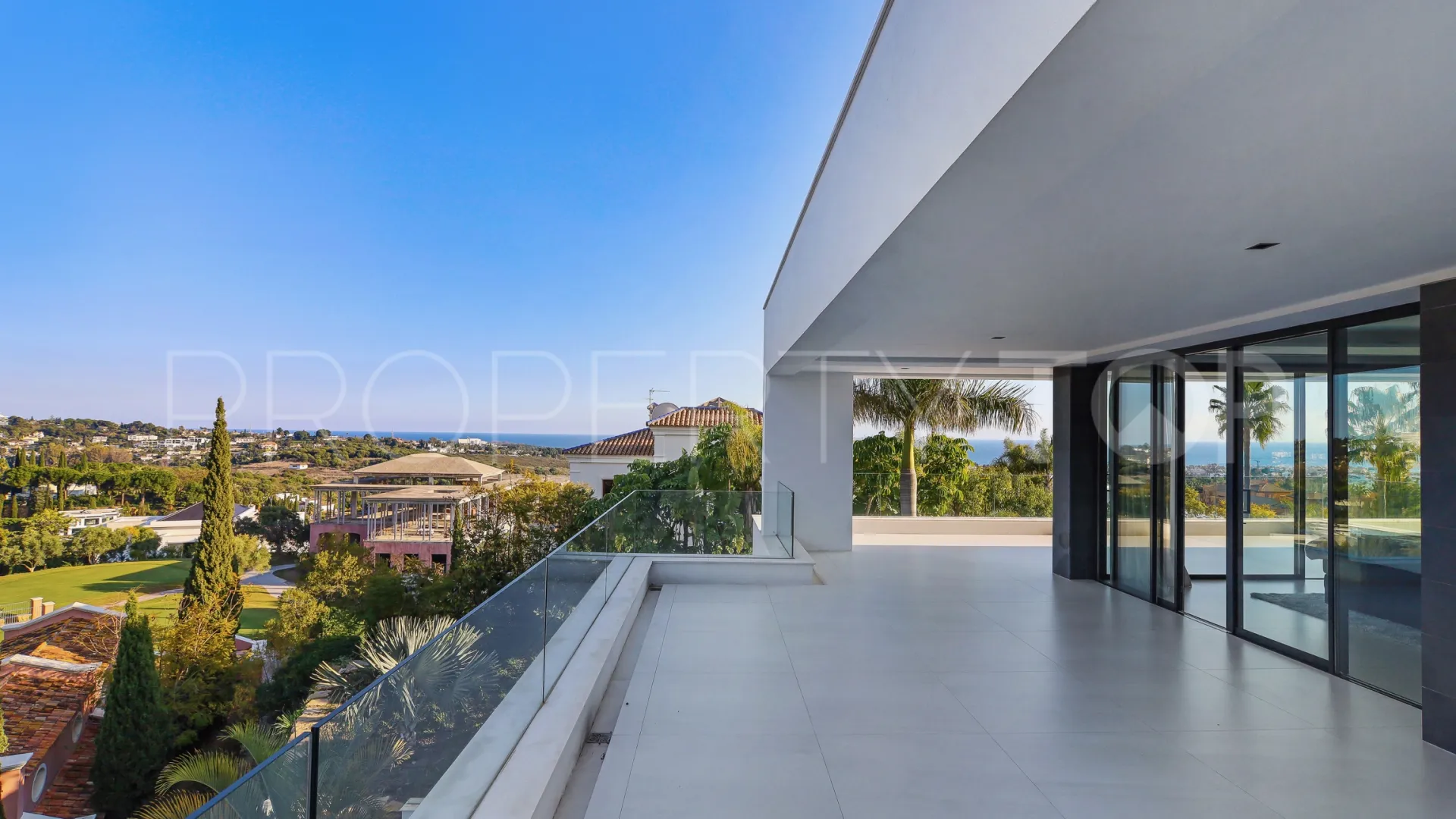 Villa for sale in Los Flamingos with 6 bedrooms