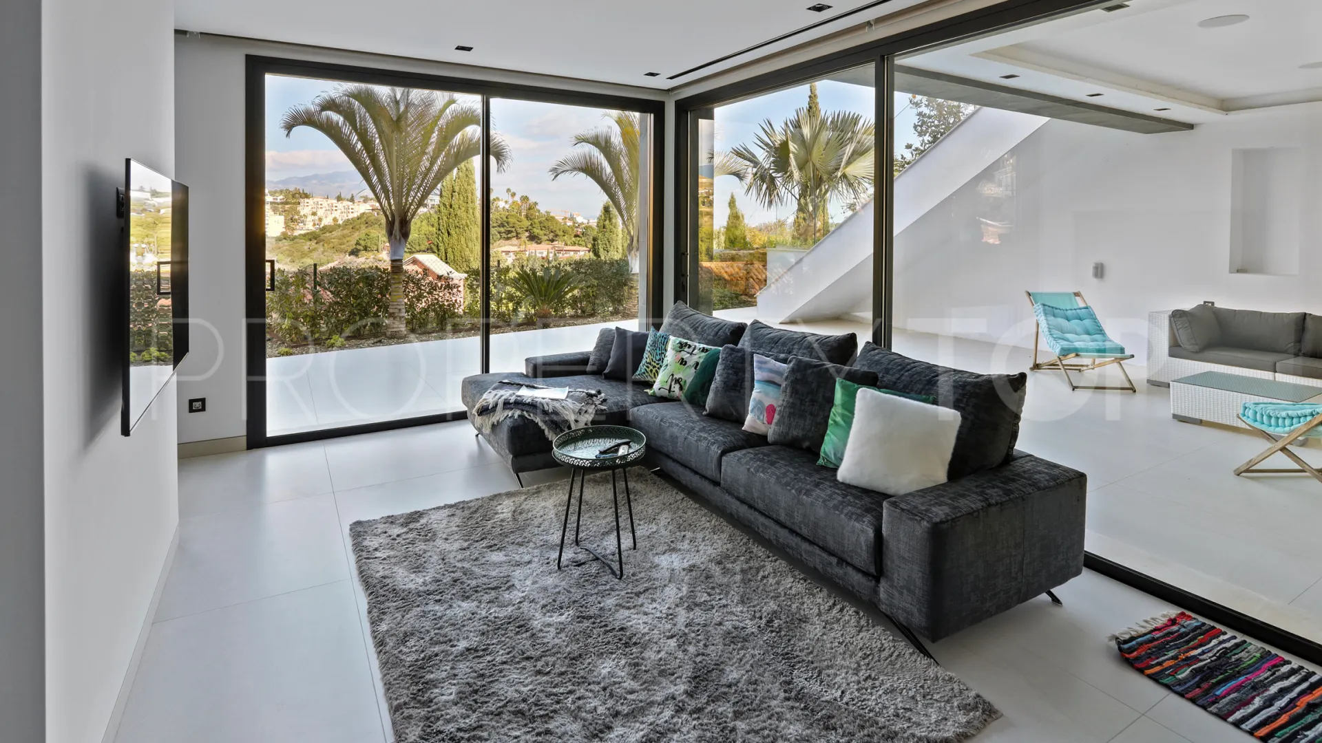 Villa for sale in Los Flamingos with 6 bedrooms