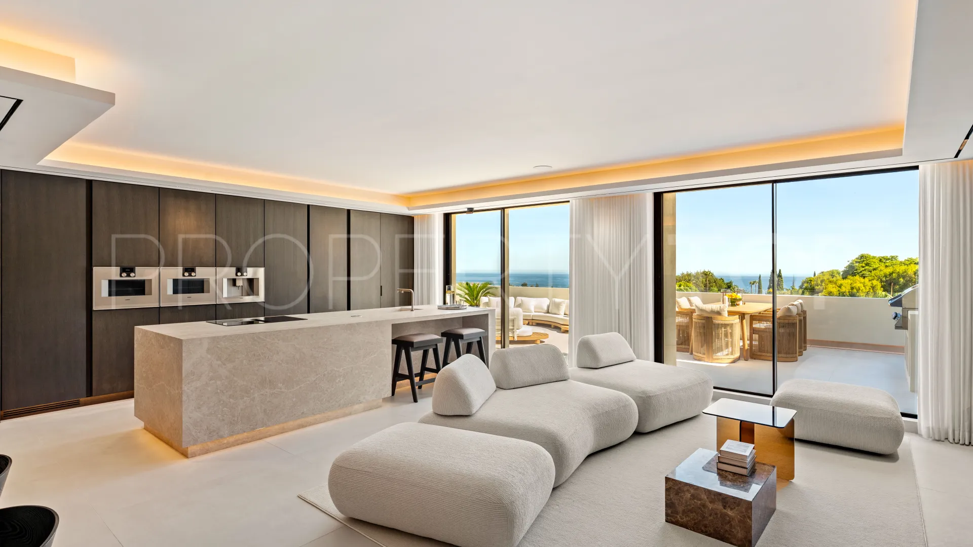 For sale penthouse in Condado de Sierra Blanca with 4 bedrooms