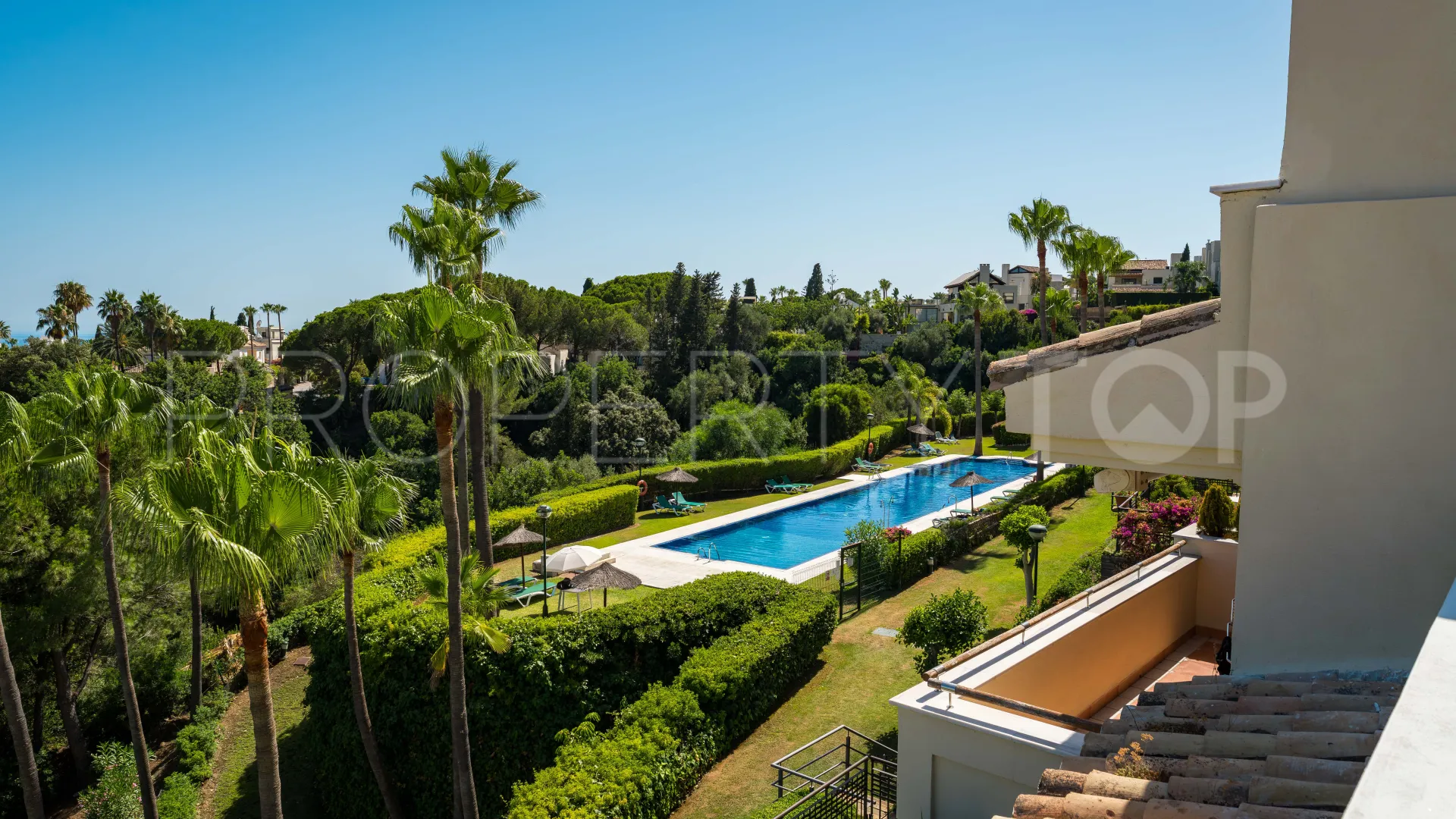 For sale penthouse in Condado de Sierra Blanca with 4 bedrooms