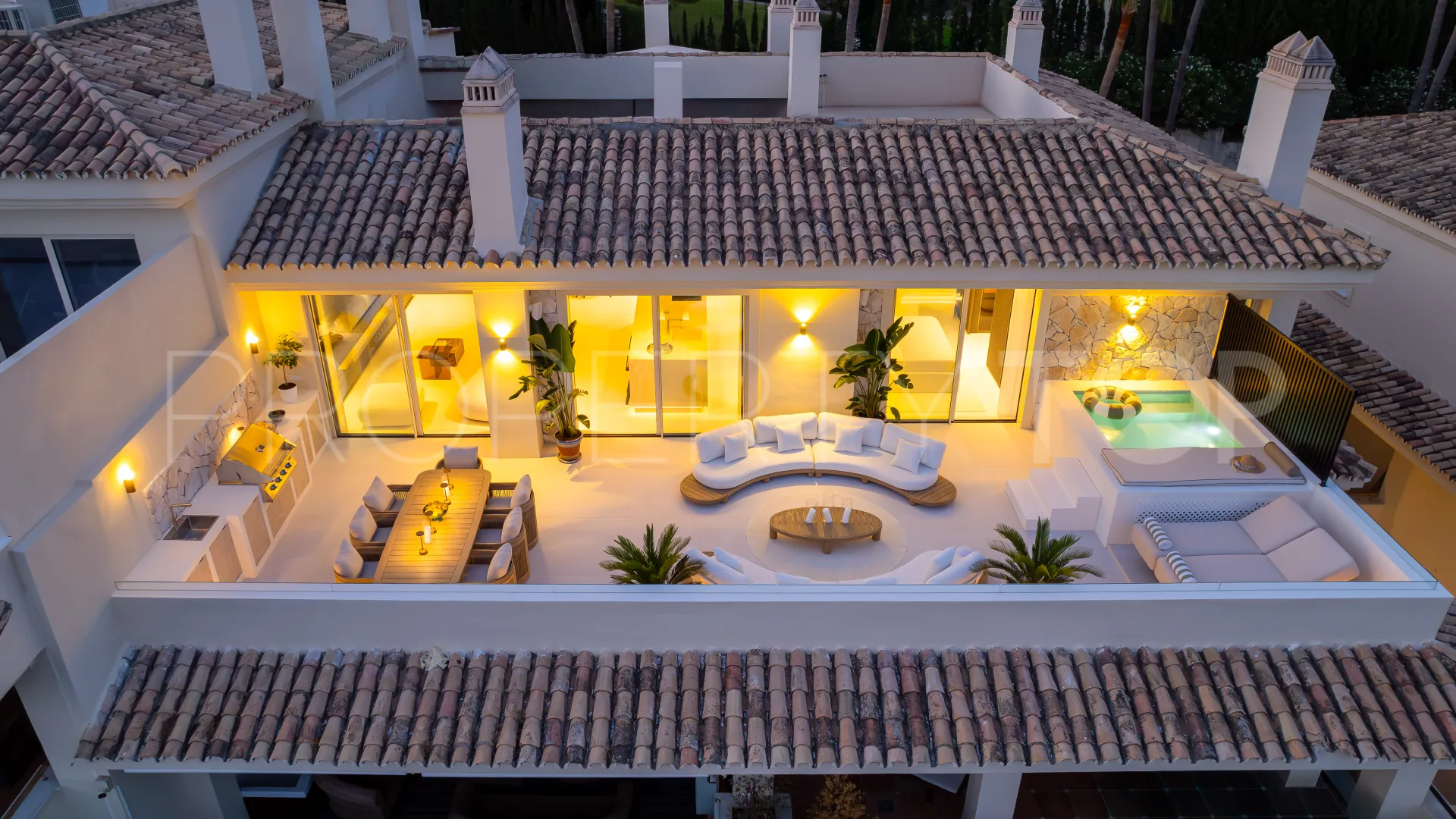 For sale penthouse in Condado de Sierra Blanca with 4 bedrooms