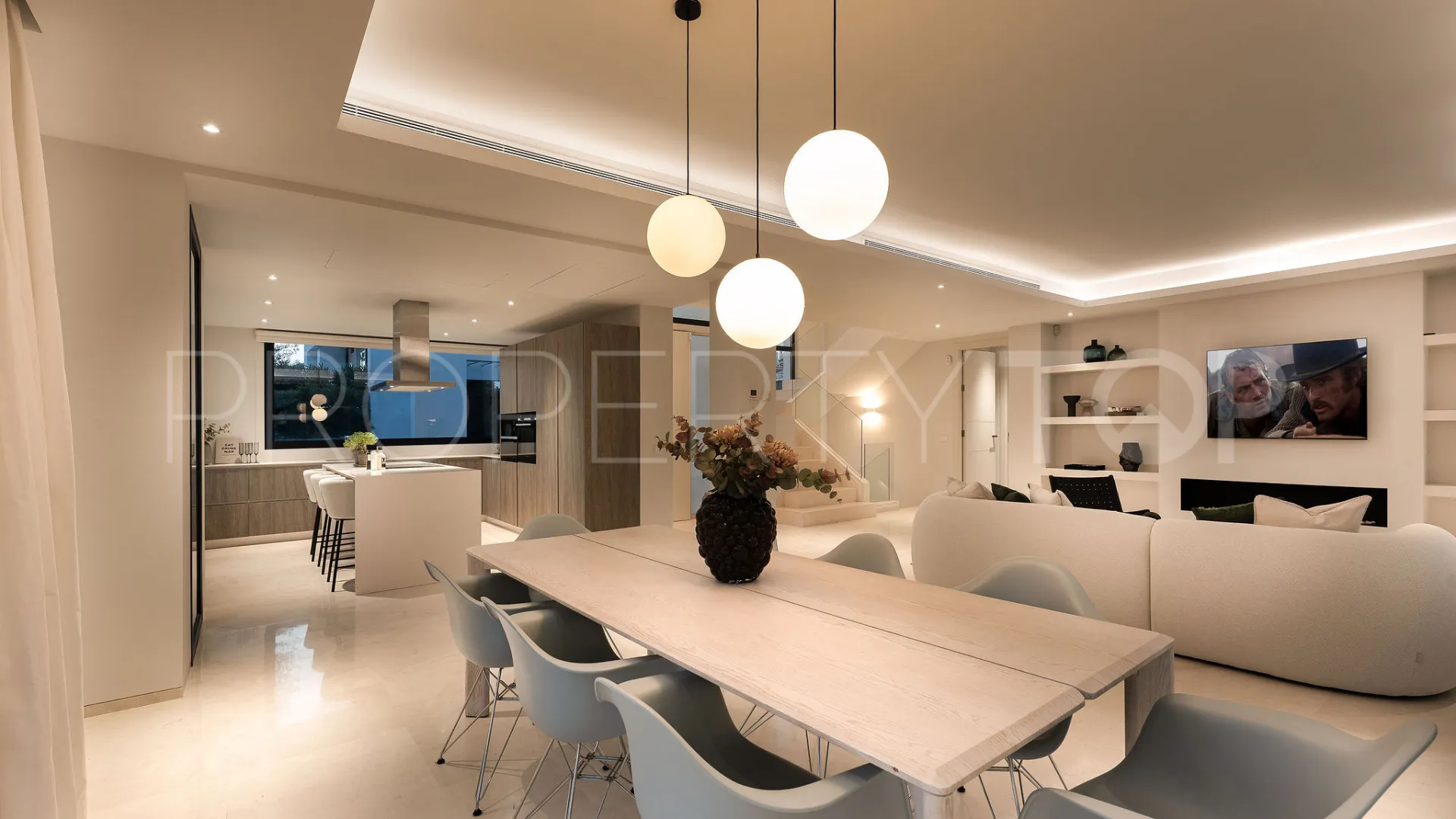 Villa en venta en Los Olivos del Paraiso de 5 dormitorios