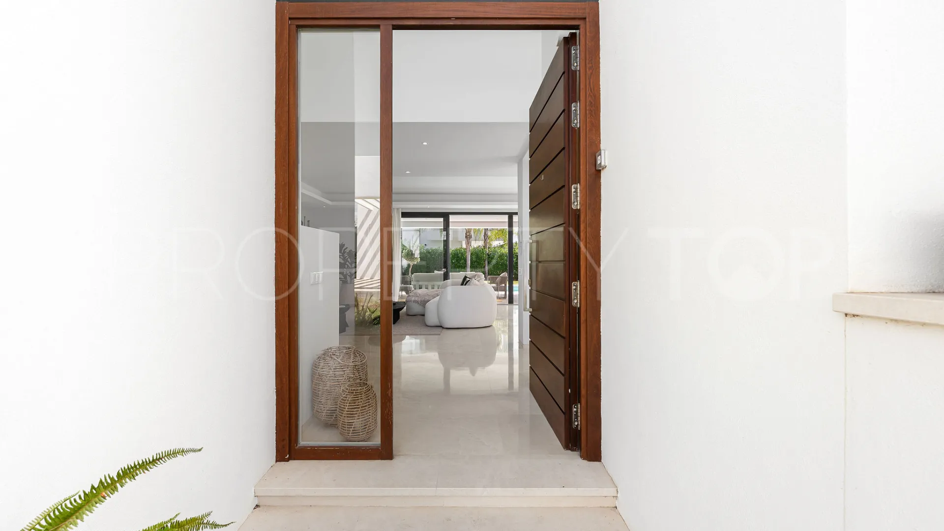 Villa en venta en Los Olivos del Paraiso de 5 dormitorios
