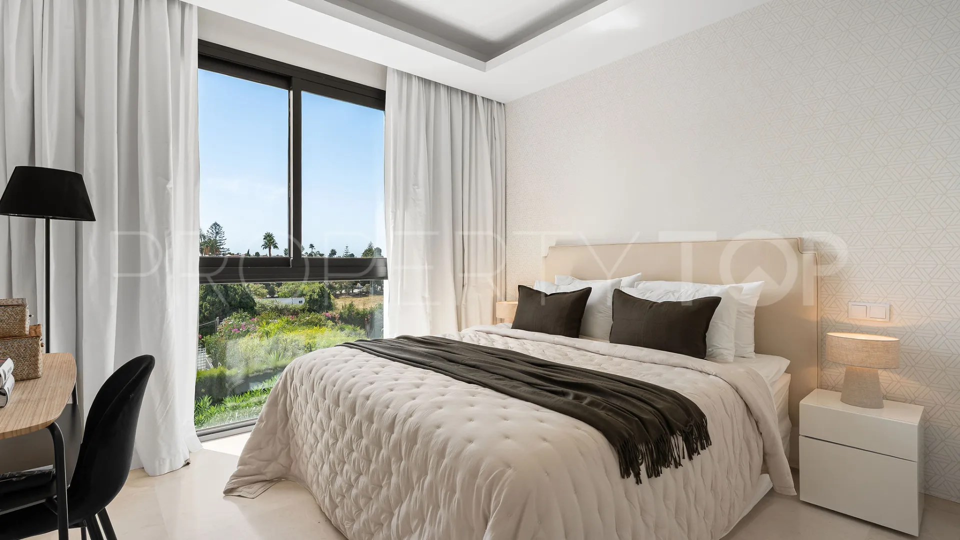 Villa en venta en Los Olivos del Paraiso de 5 dormitorios