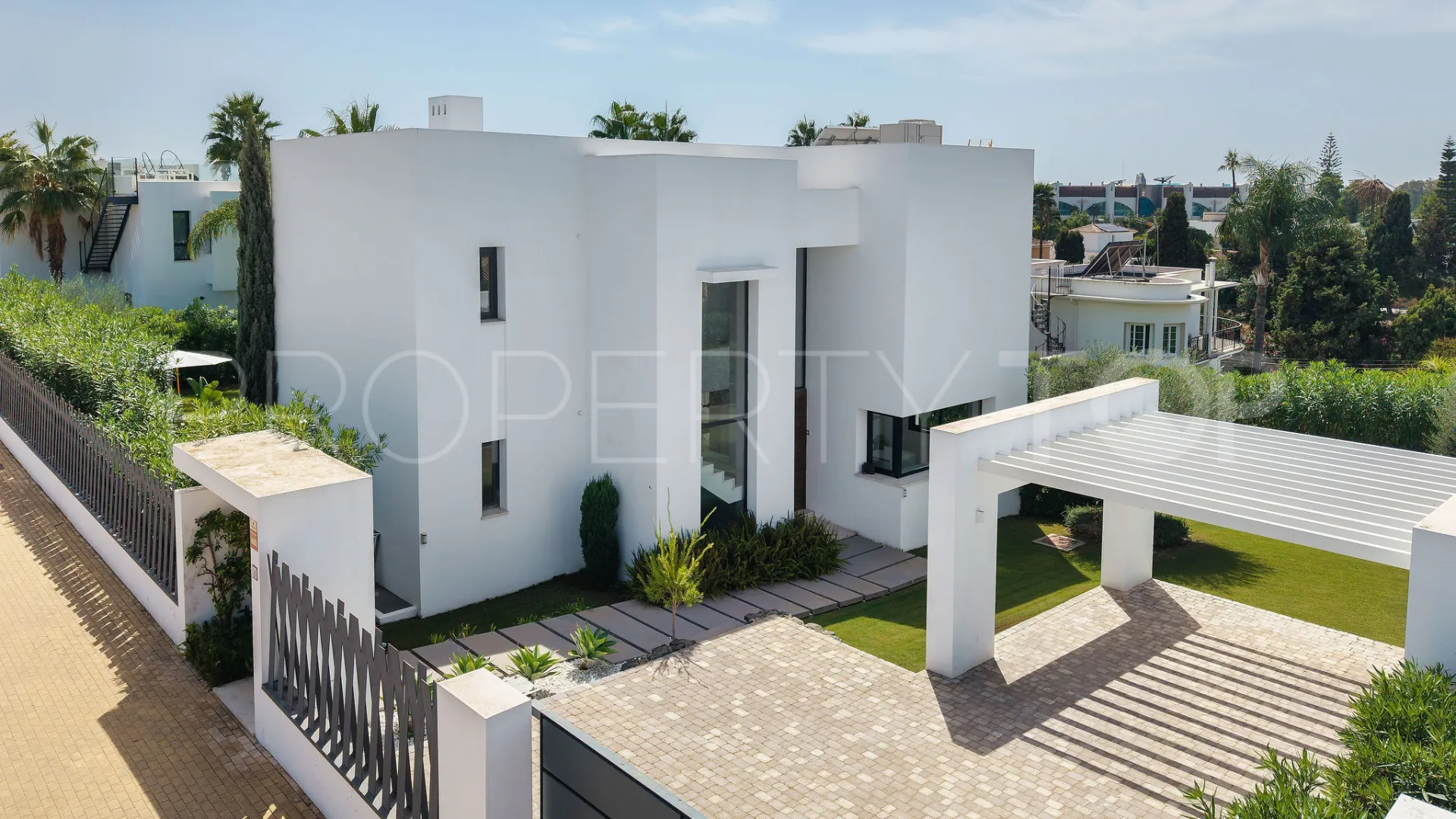 Villa en venta en Los Olivos del Paraiso de 5 dormitorios