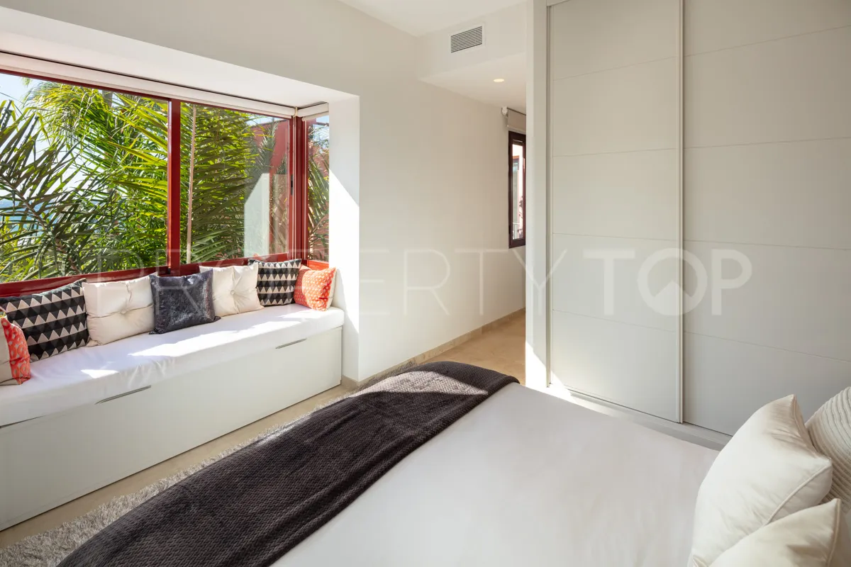 For sale Marbella East penthouse with 2 bedrooms