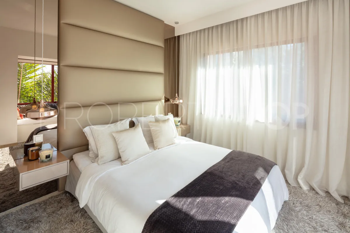 For sale Marbella East penthouse with 2 bedrooms