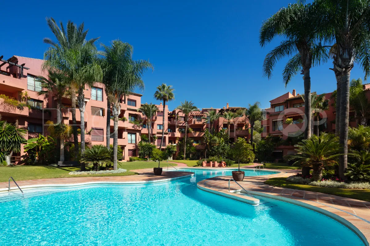 For sale Marbella East penthouse with 2 bedrooms