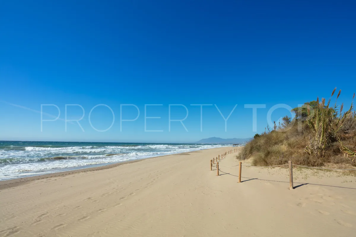 For sale Marbella East penthouse with 2 bedrooms