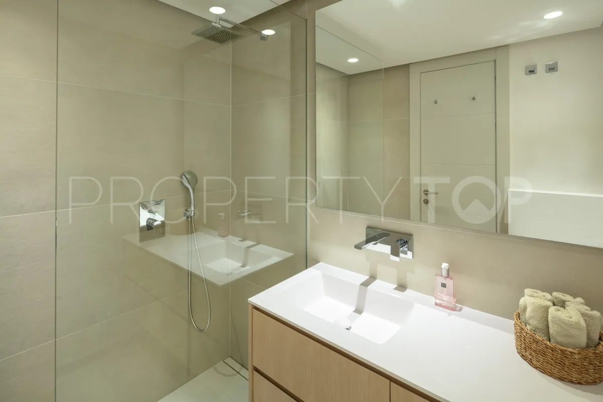 For sale Marbella East penthouse with 2 bedrooms